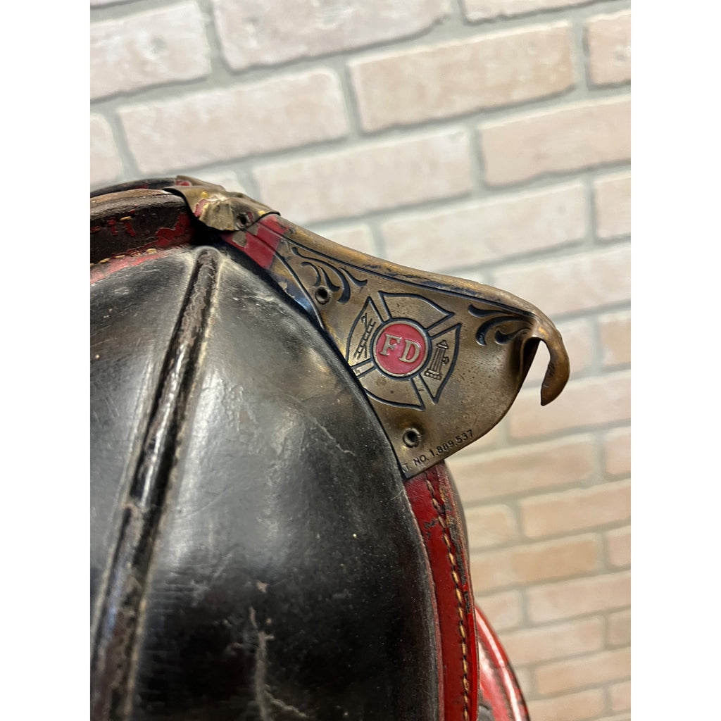 Vintage Cairns Leather Firefighter Helmet Brass FD Eagle Fireman's Hat c.1930-1945