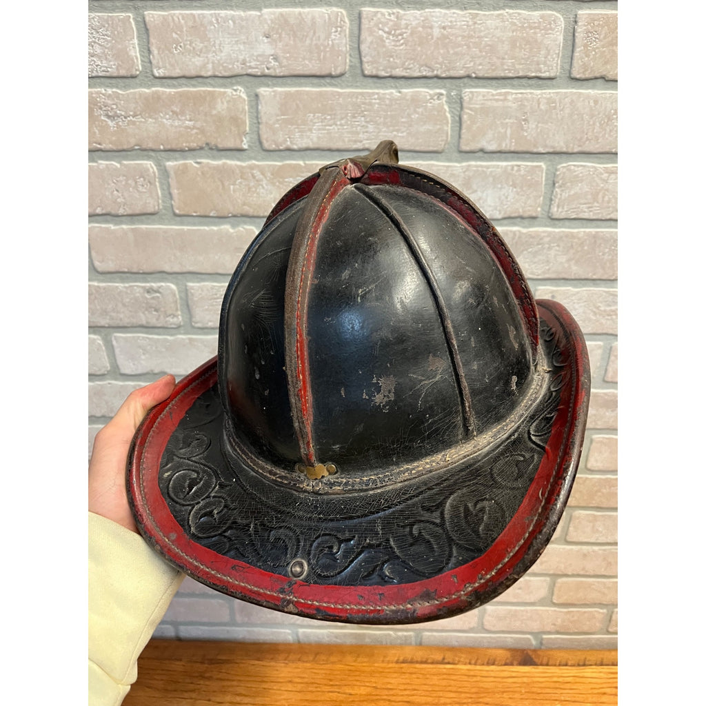 Vintage Cairns Leather Firefighter Helmet Brass FD Eagle Fireman's Hat c.1930-1945