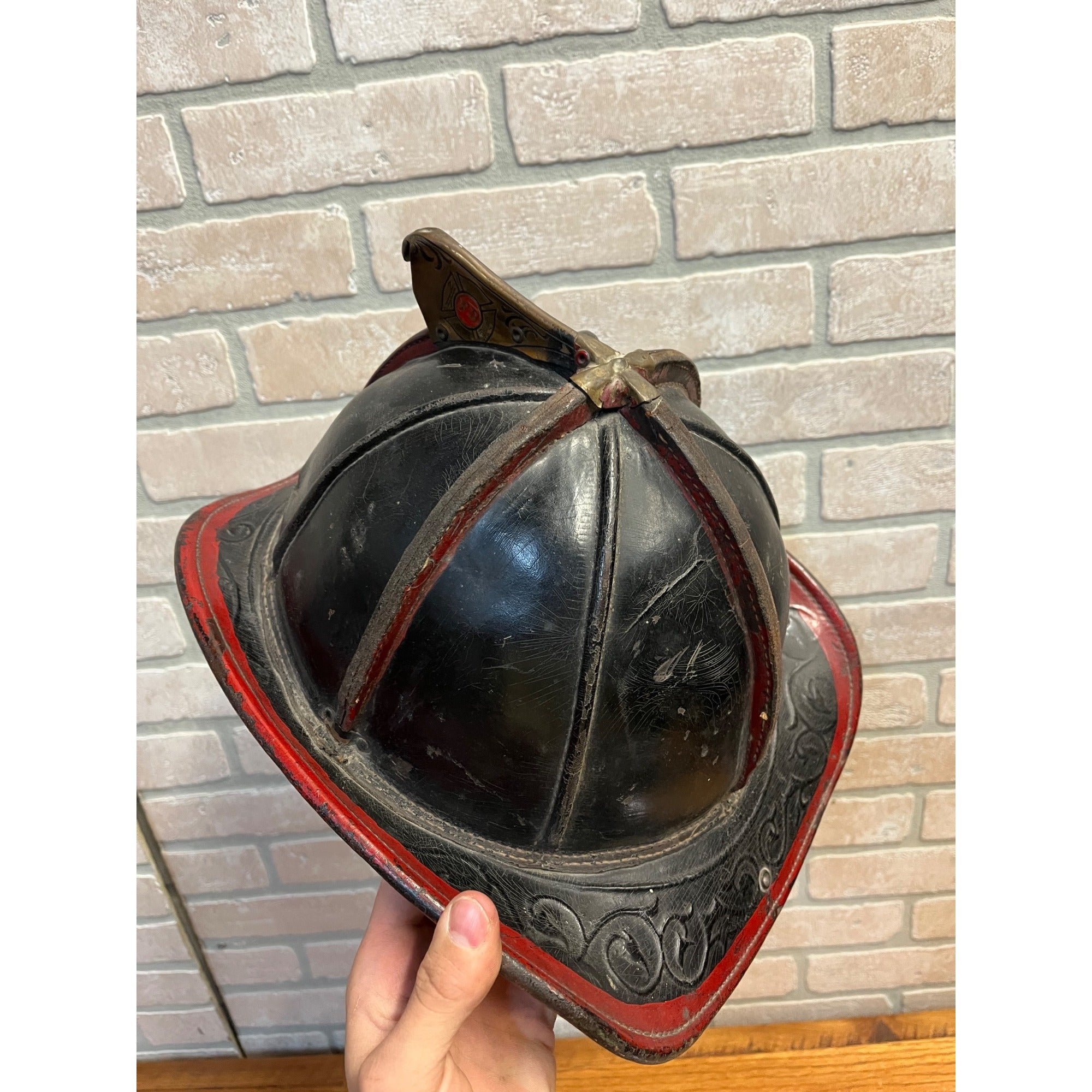 Vintage Cairns Leather Firefighter Helmet Brass FD Eagle Fireman's Hat c.1930-1945