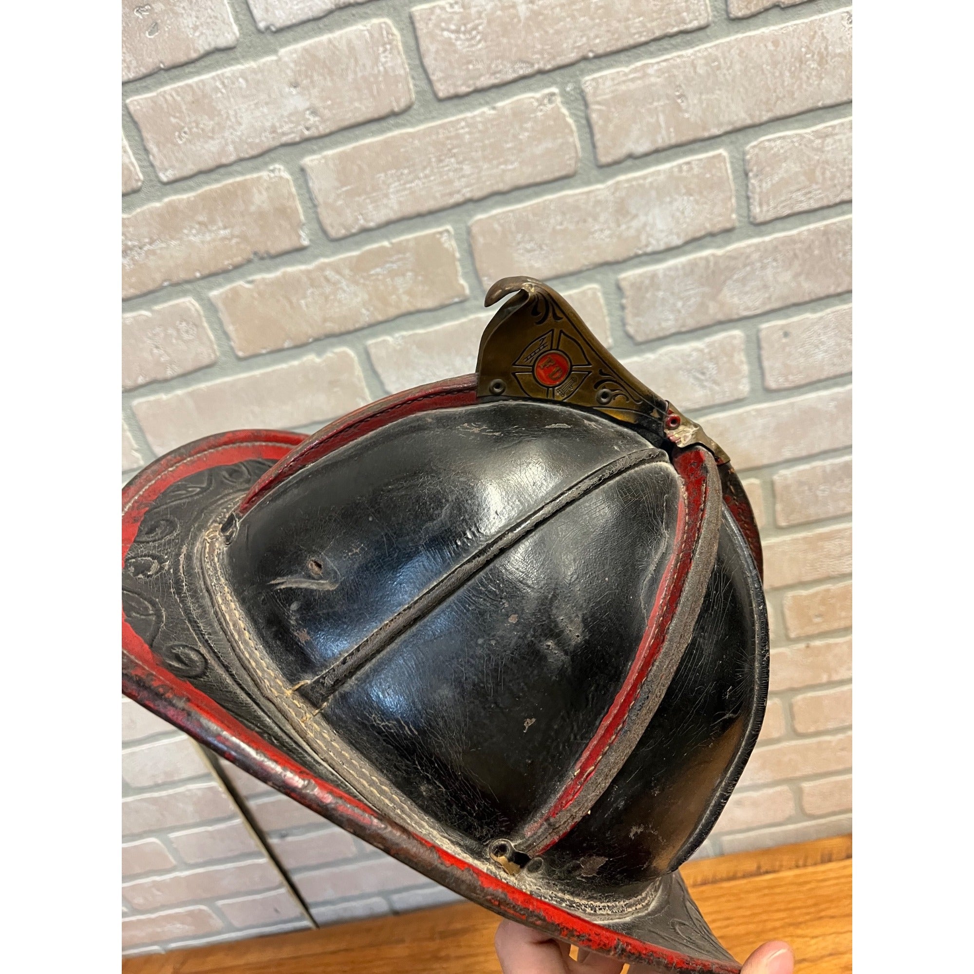 Vintage Cairns Leather Firefighter Helmet Brass FD Eagle Fireman's Hat c.1930-1945