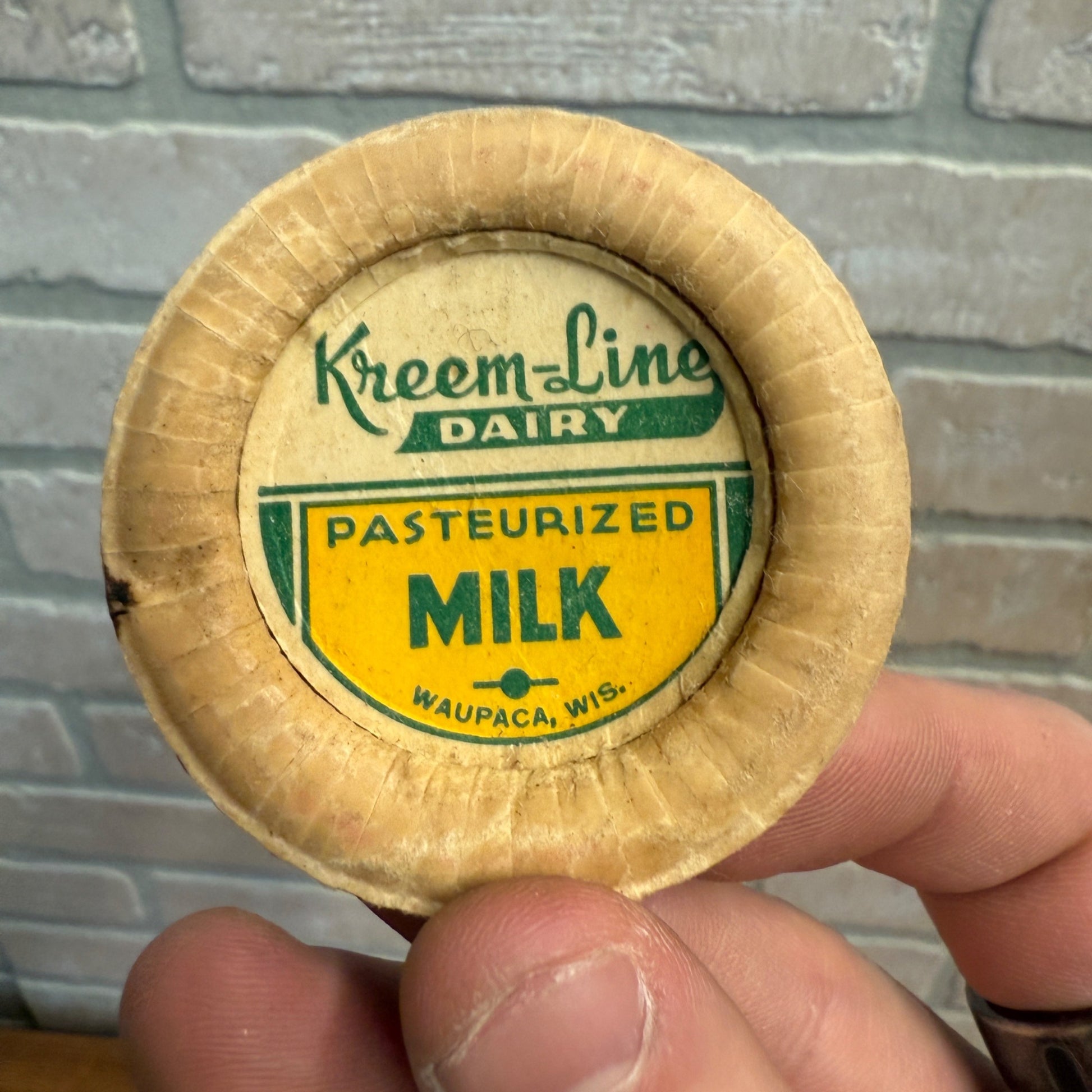 Milk Bottle Cap - Kreem-Line Dairy Farm - Waupaca, (Wisconsin) WI Wis