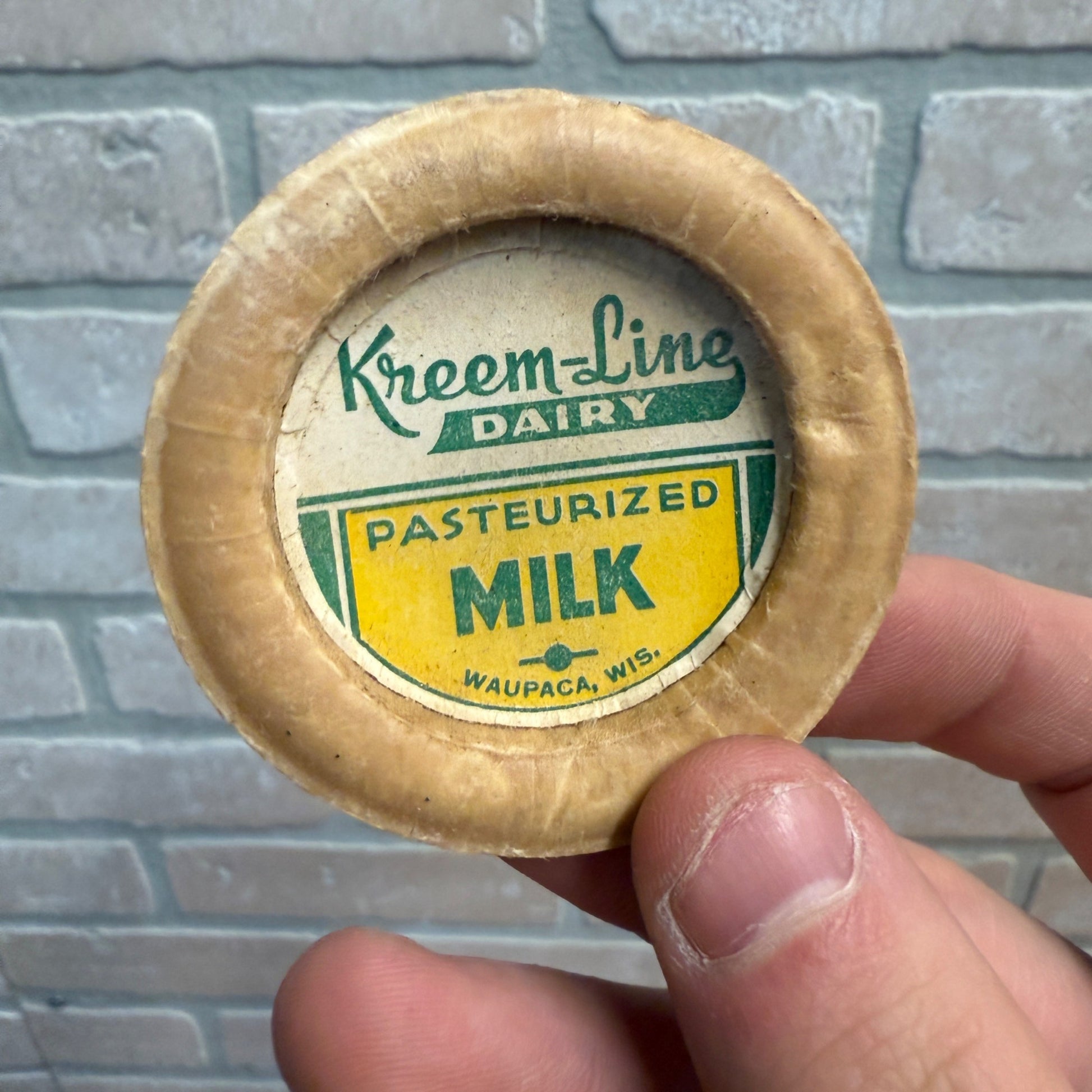 Milk Bottle Cap - Kreem-Line Dairy Farm - Waupaca, (Wisconsin) WI Wis