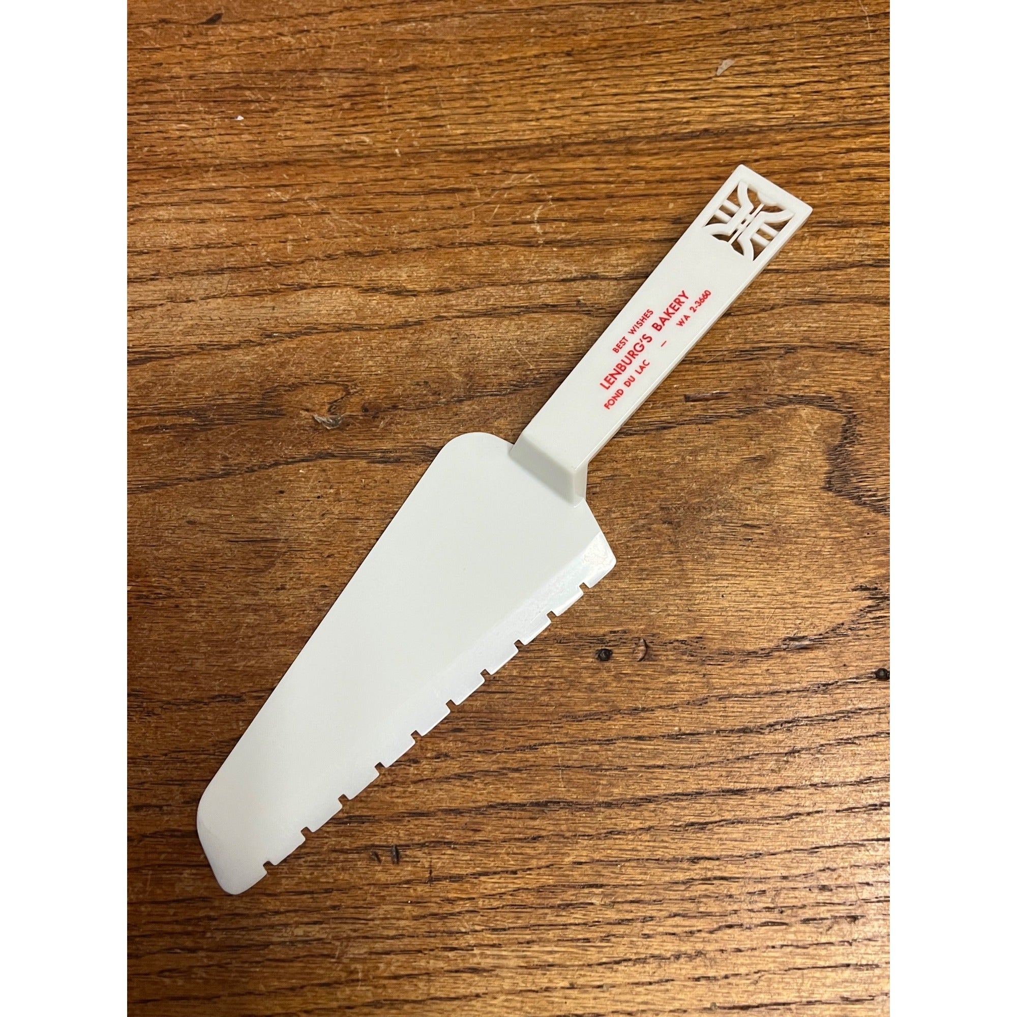 Vintage Lenburg's Bakery Fond du lac Wis WI Advertising Cake Server Wisconsin