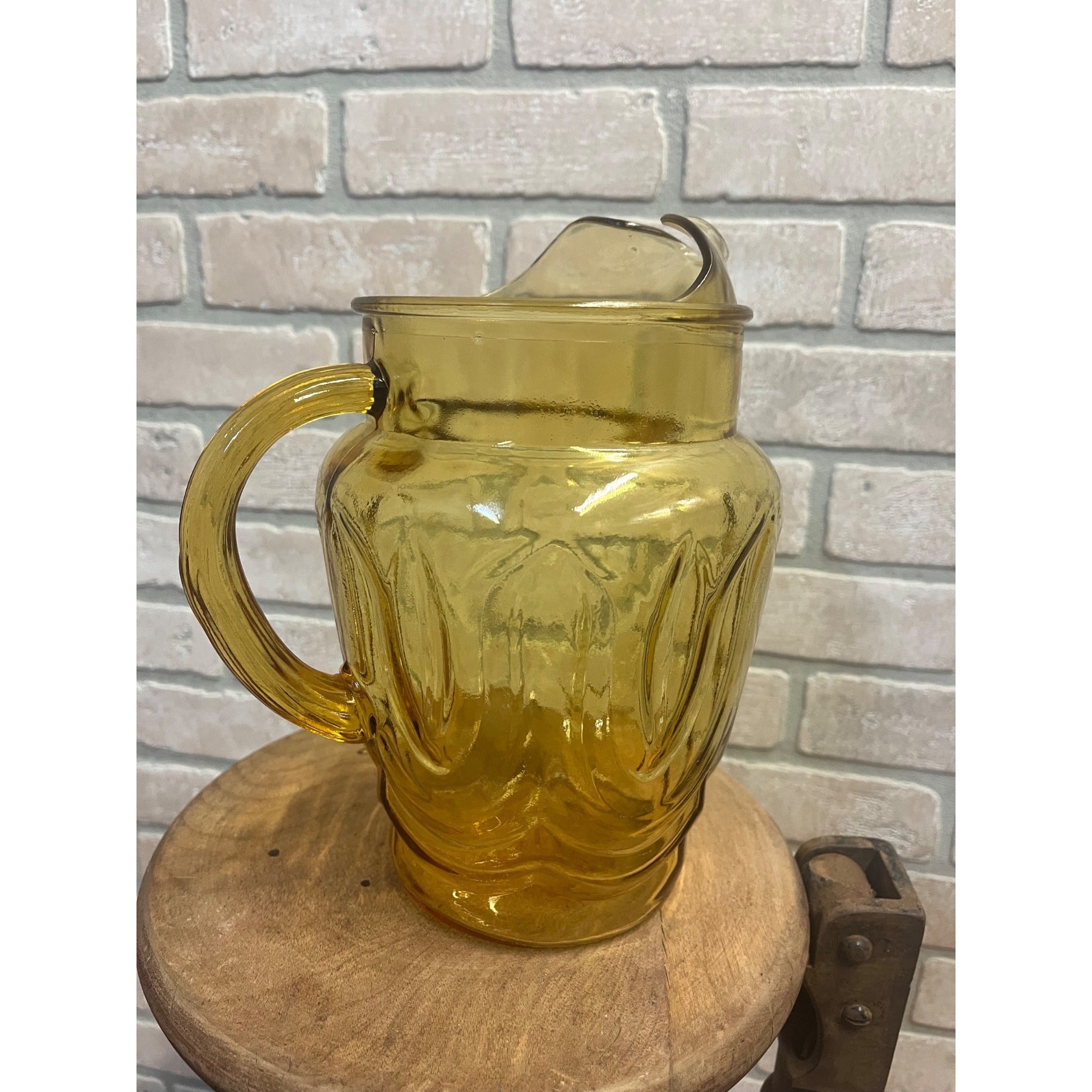 Vintage Anchor Hocking Amber Glass Pitcher - Colonial Tulip Pattern