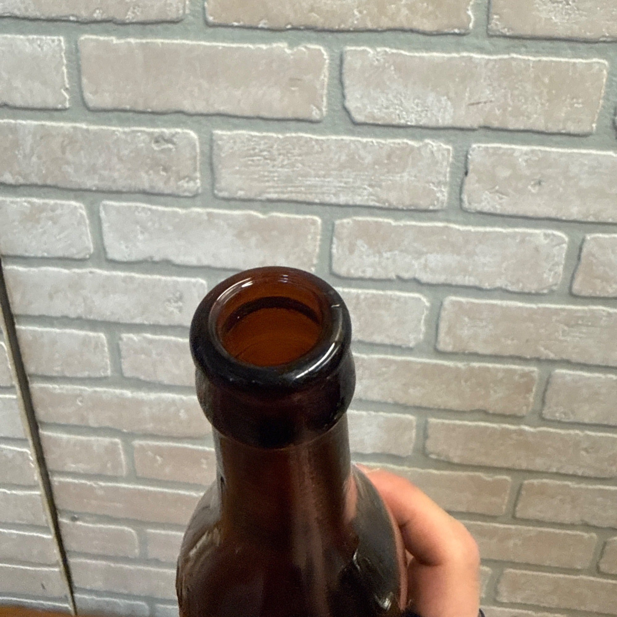 Vintage Walter Brewing Co. Amber Beer Bottle Appleton, Wis. WI 14ozWisconsin