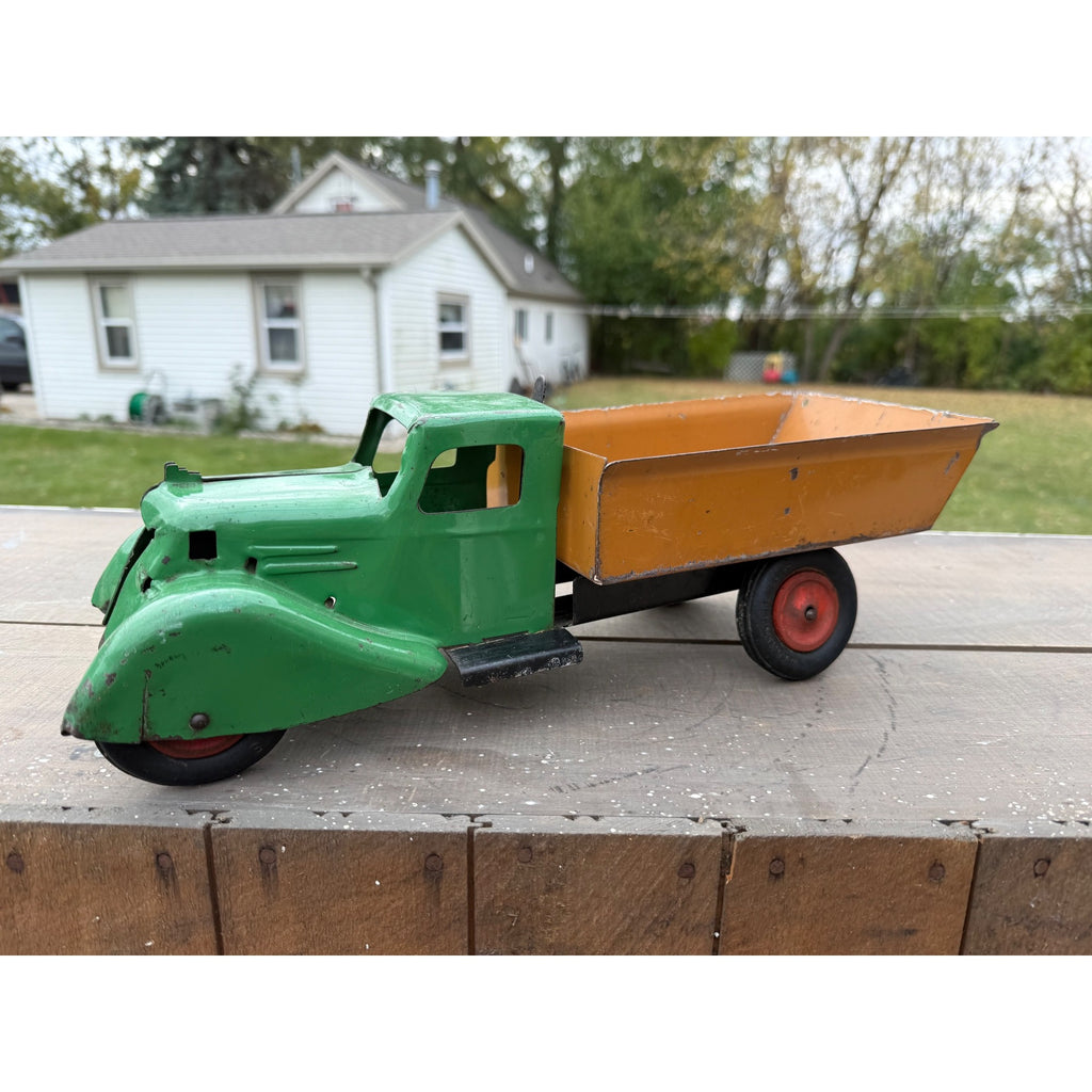 Vintage 1930s Wyandotte Dump Truck Green/Brown 15" Pressed Steel Toy