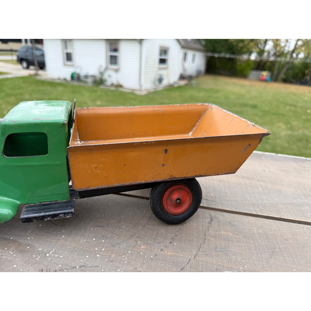 Vintage 1930s Wyandotte Dump Truck Green/Brown 15" Pressed Steel Toy