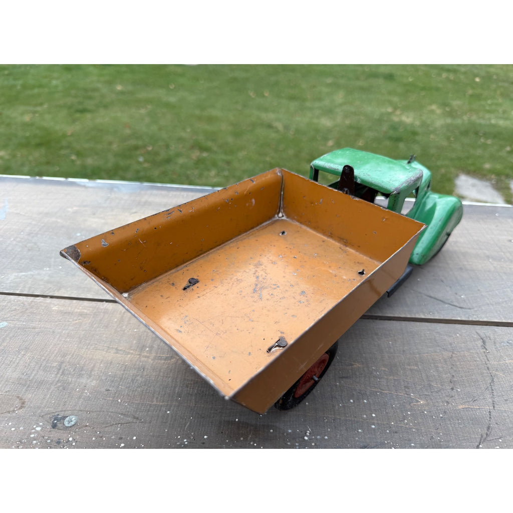 Vintage 1930s Wyandotte Dump Truck Green/Brown 15" Pressed Steel Toy