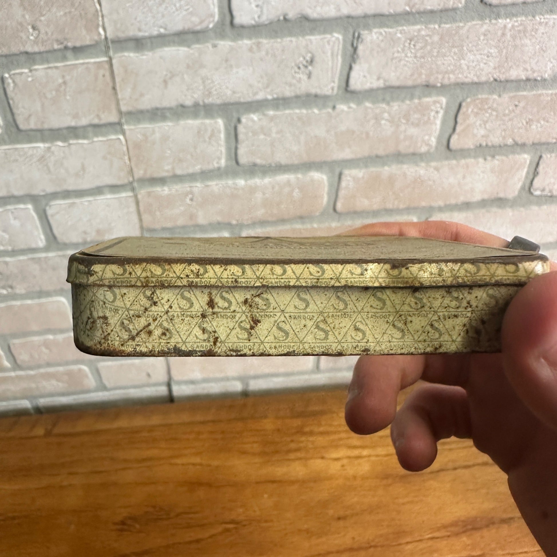 Vintage 1930s  Sandoz Calcium / Calcium Gluconate Tin LSD Calglucon