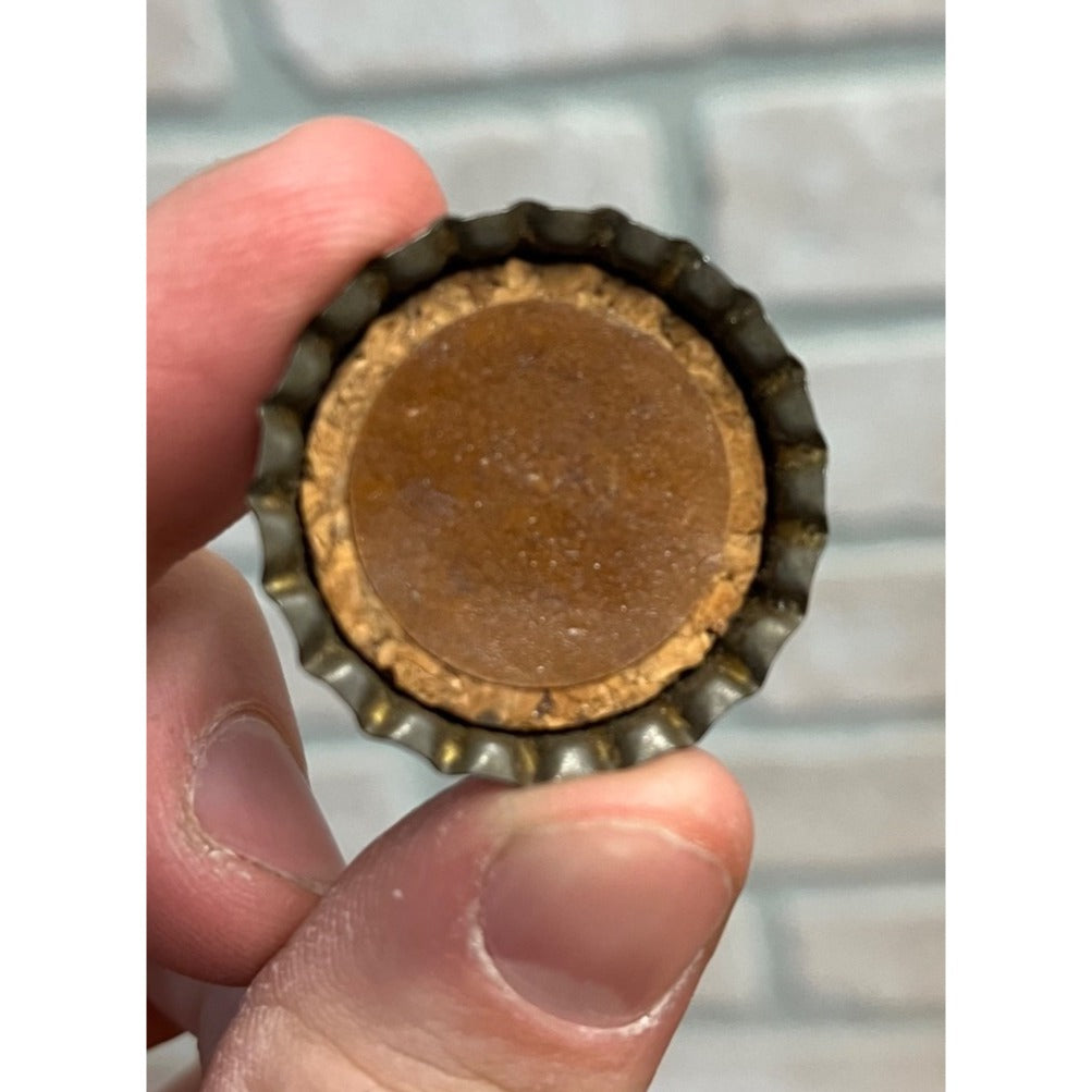 Kingsbury Xmas Brew Unused Cork Beer Bottle Cap ~ Sheboygan Wisconsin Crown