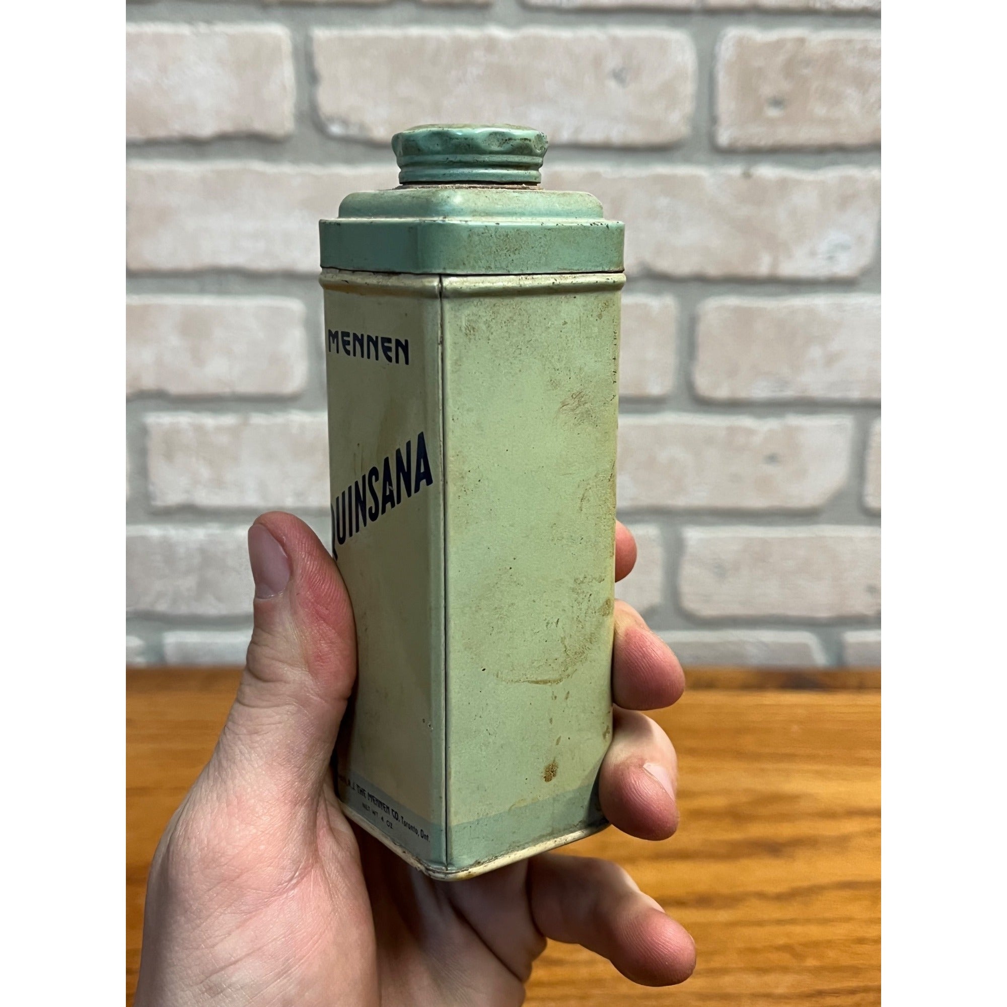 Vintage 1940s Mennen Quinsana Talc Tin w/ Contents Medicine Apothecary Pharmacy