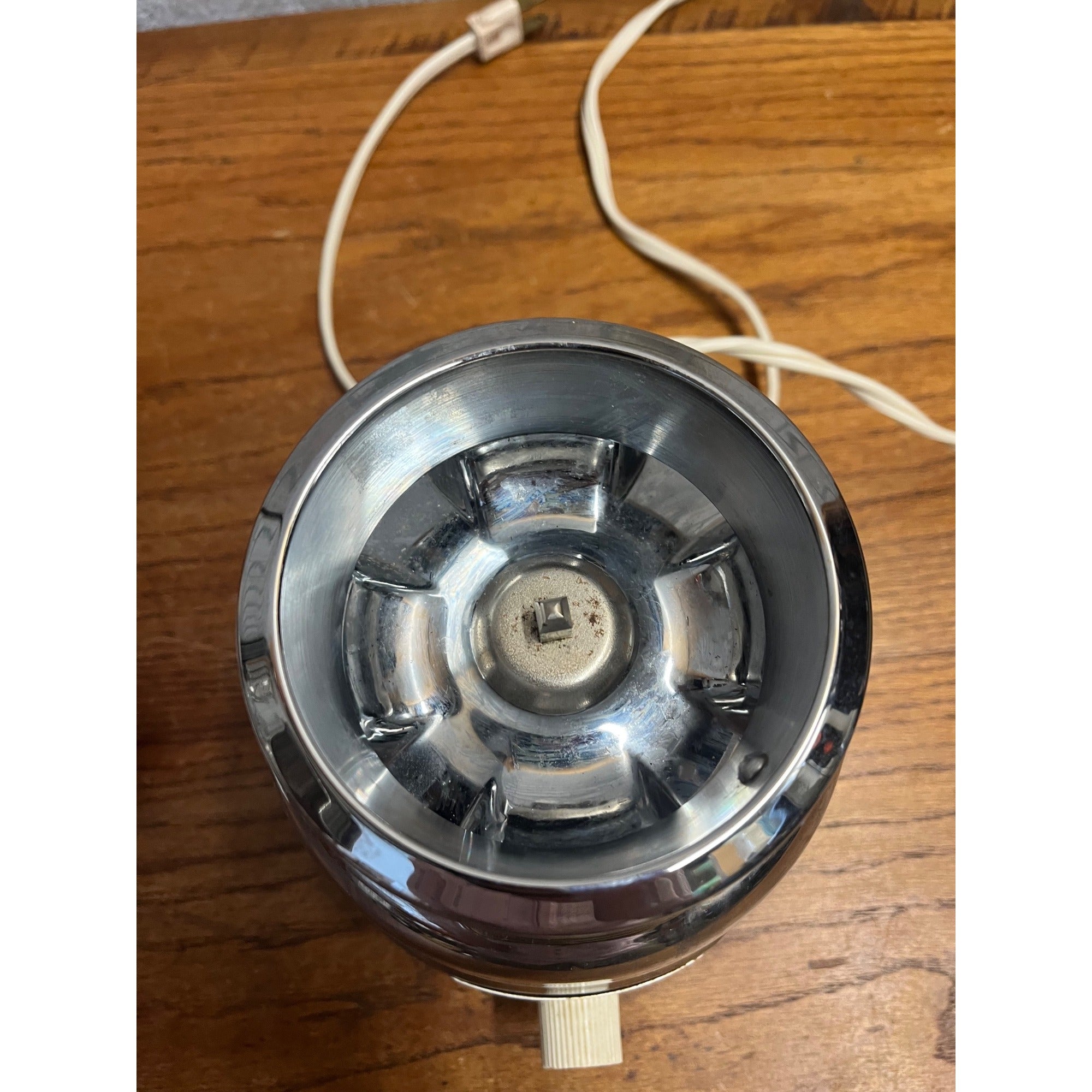 John Oster Model 450 Imperial Retro Beehive Chrome Blender - USE (USA)