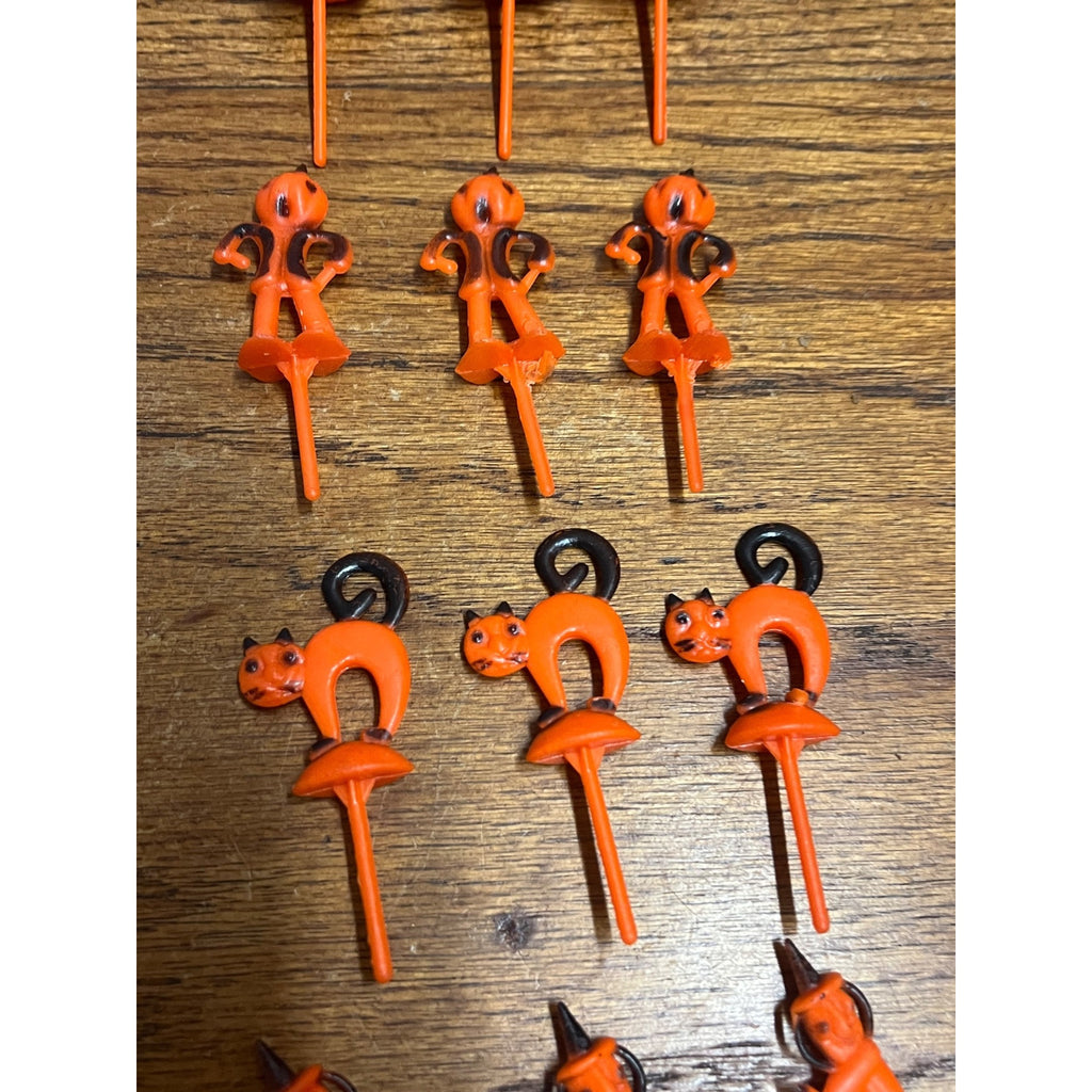 Vintage Halloween 1950s Cupcake Toppers Plastic 12pc Set Cat Witch Scarecrow JOL