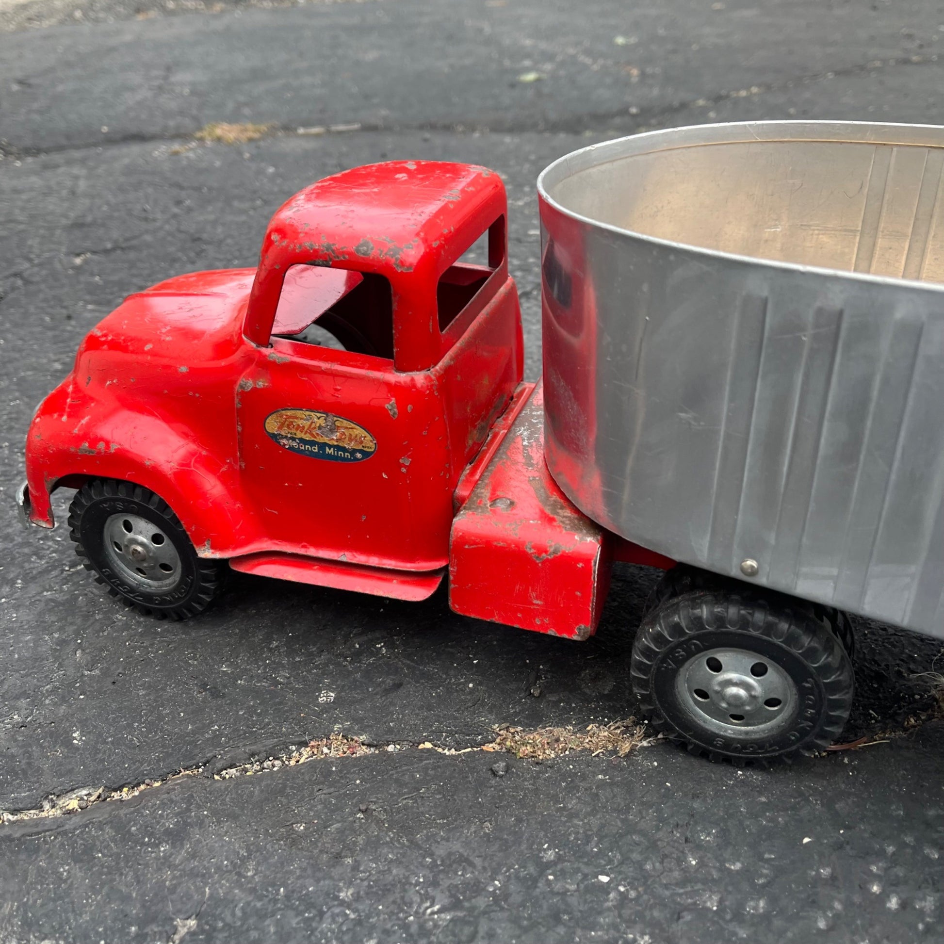 Vintage Tonka Cargo King  Semi Truck Hauler Pressed Steel Toy