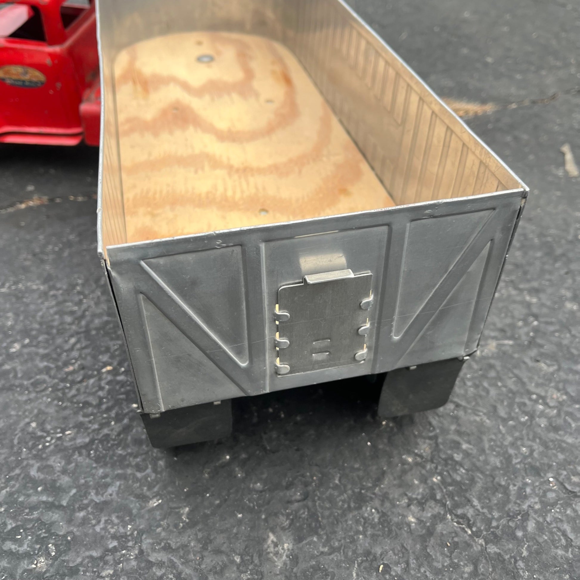 Vintage Tonka Cargo King  Semi Truck Hauler Pressed Steel Toy