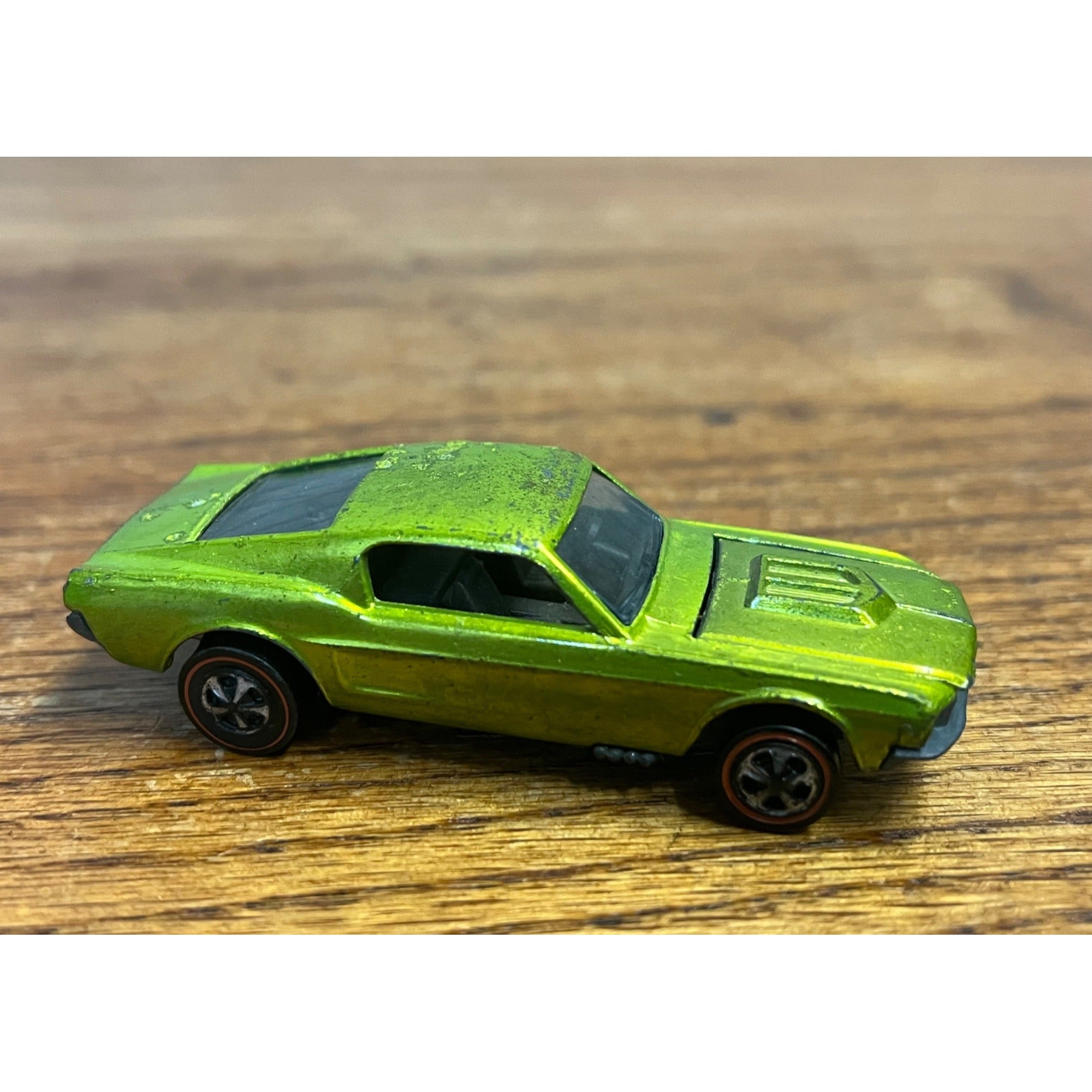 Vintage 1968 Hot Wheels Redlines Bright Antifreeze Custom Mustang Brown Interior