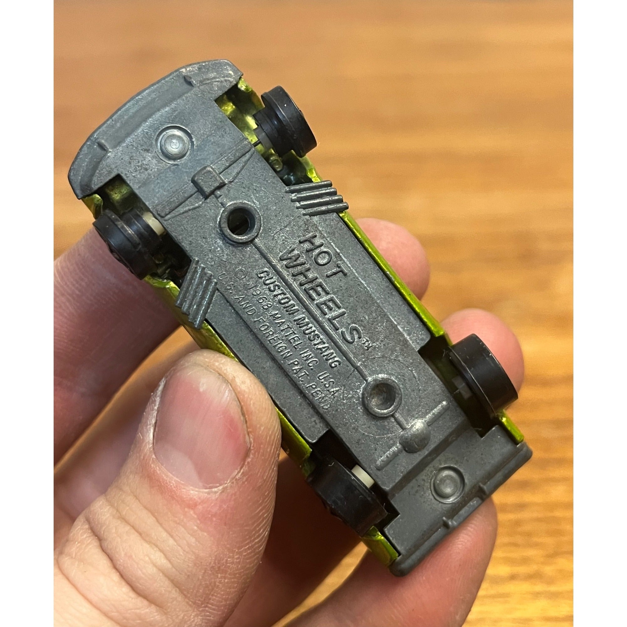 Vintage 1968 Hot Wheels Redlines Bright Antifreeze Custom Mustang Brown Interior