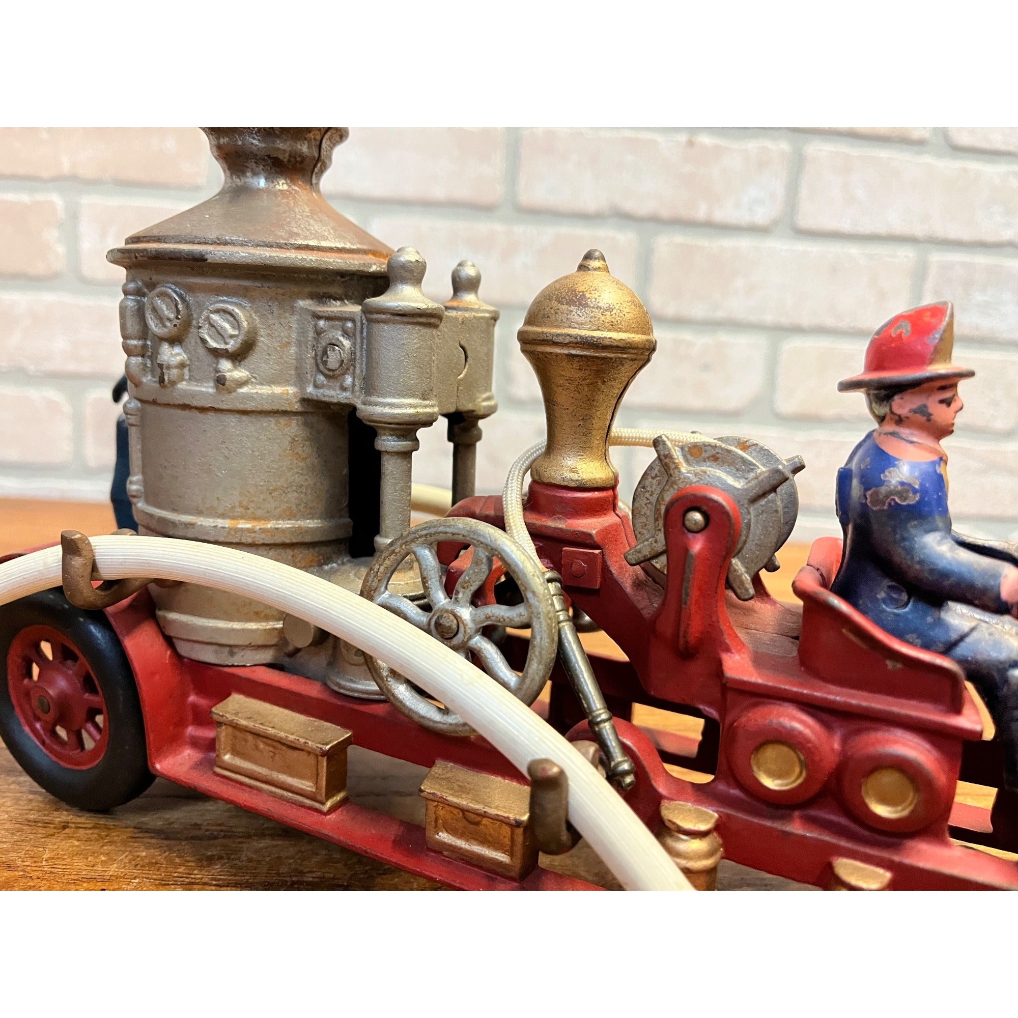 RARE Vintage 1920s Kenton Fire Pumper Truck Cast Iron Toy - Superb Example!
