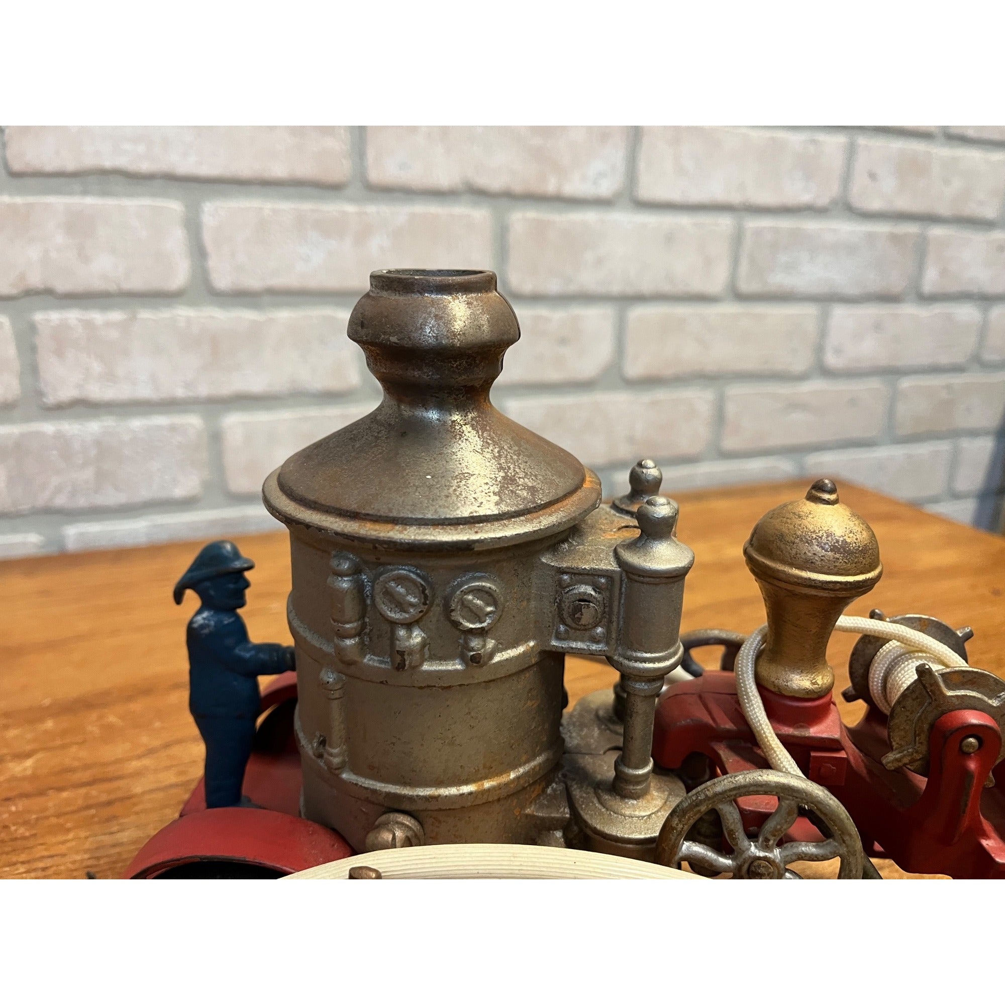 RARE Vintage 1920s Kenton Fire Pumper Truck Cast Iron Toy - Superb Example!