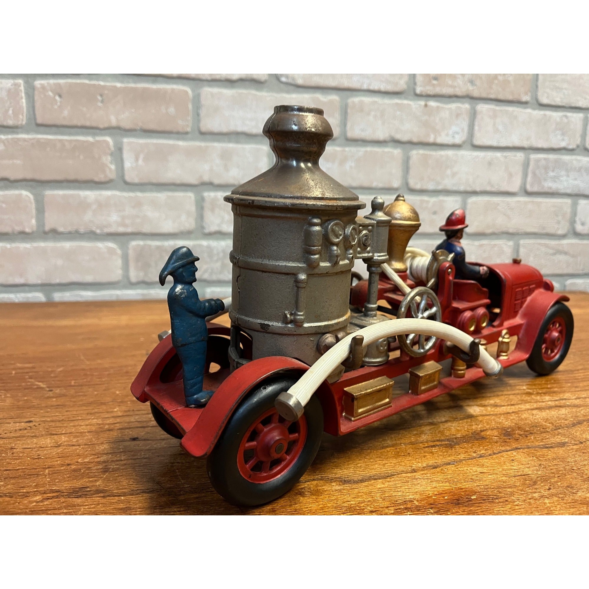 RARE Vintage 1920s Kenton Fire Pumper Truck Cast Iron Toy - Superb Example!