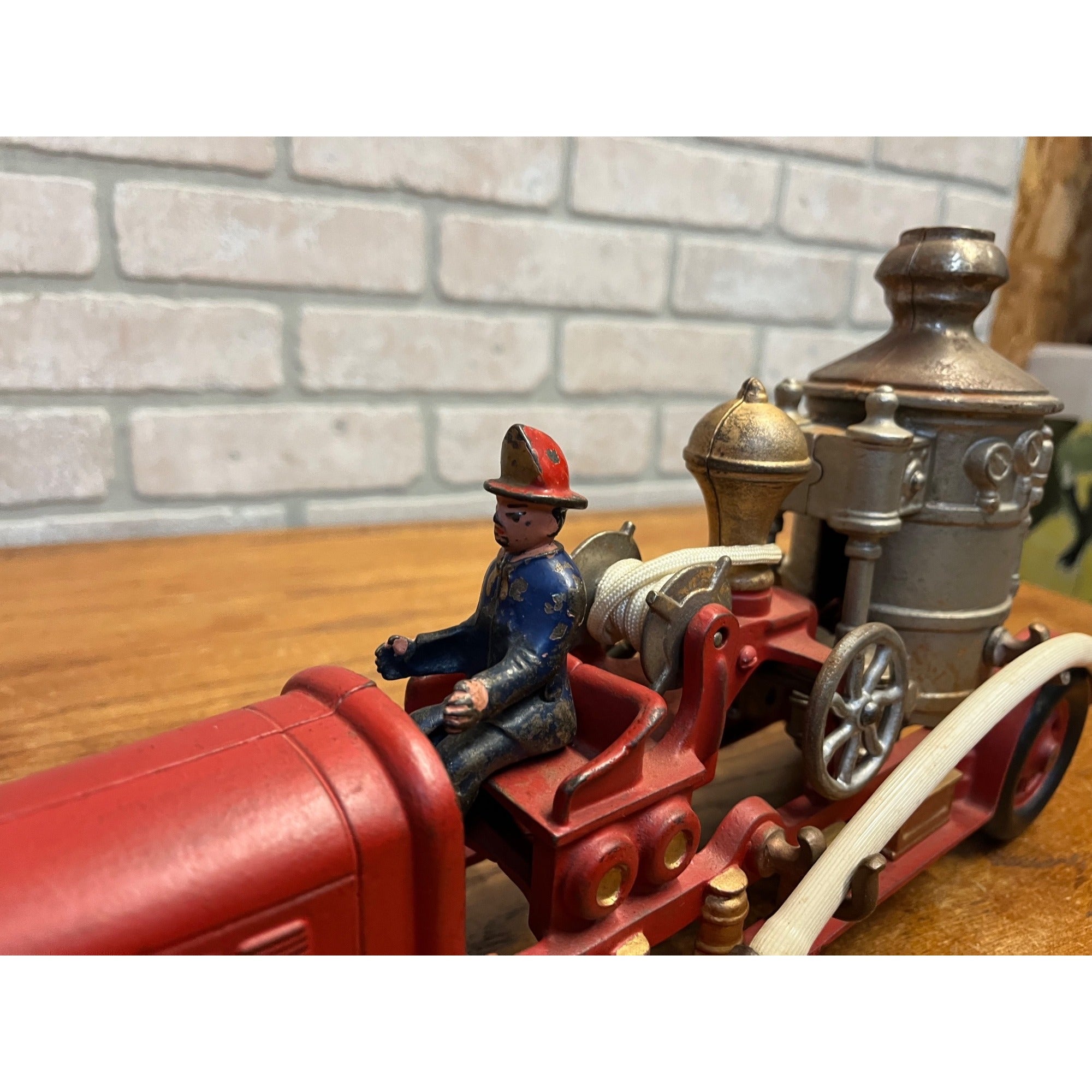 RARE Vintage 1920s Kenton Fire Pumper Truck Cast Iron Toy - Superb Example!