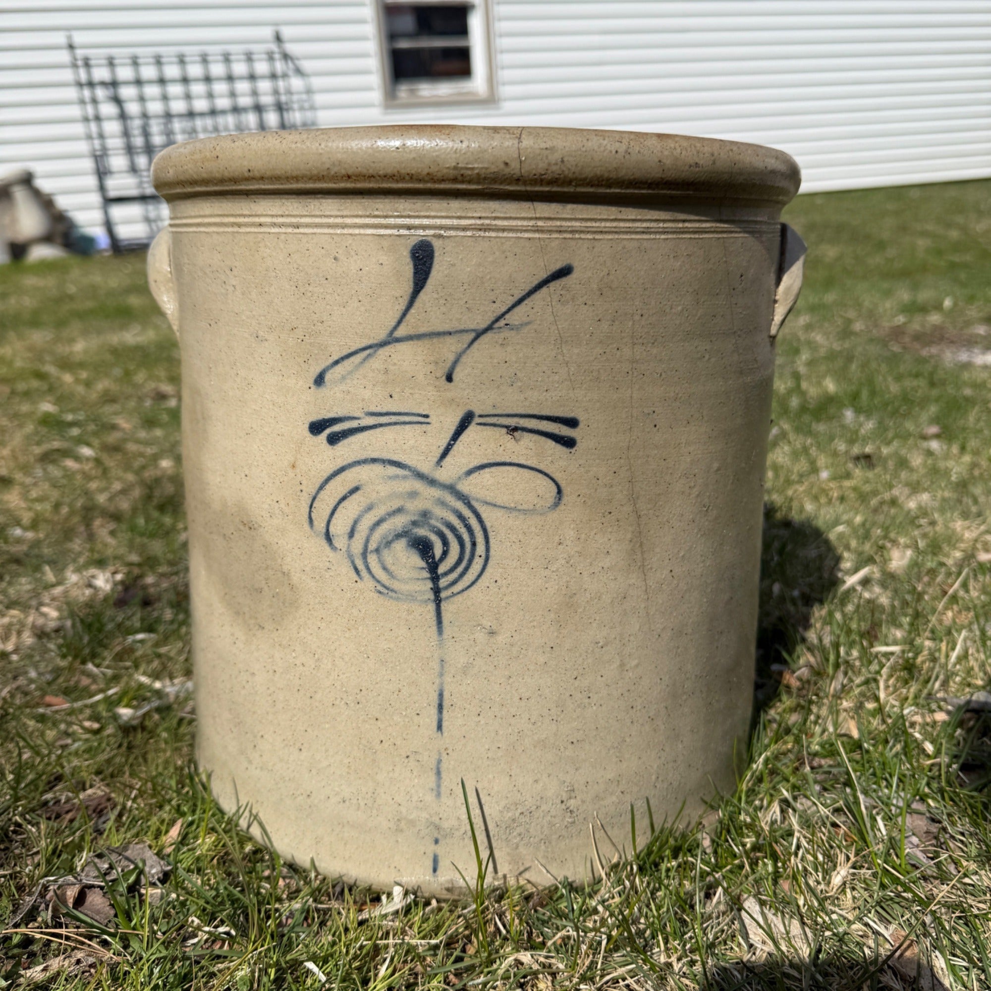 1800s Antique 4 Gallon Salt Glaze Stoneware Red Wing Beesting Target  Crock Cobalt Decorated