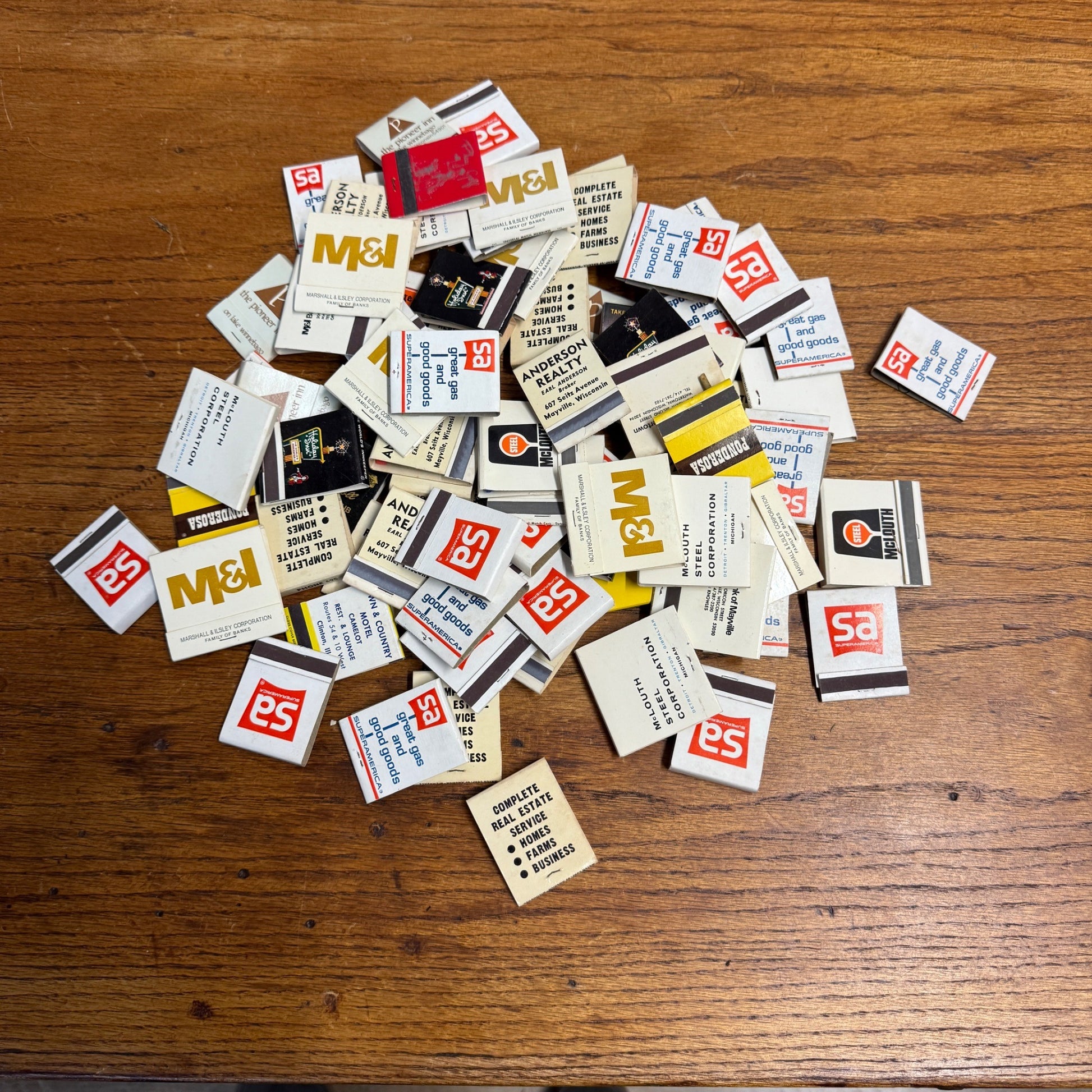 Vintage Advertising Matchbook Lot Holiday Inn SA Superamerica Gas Steel
