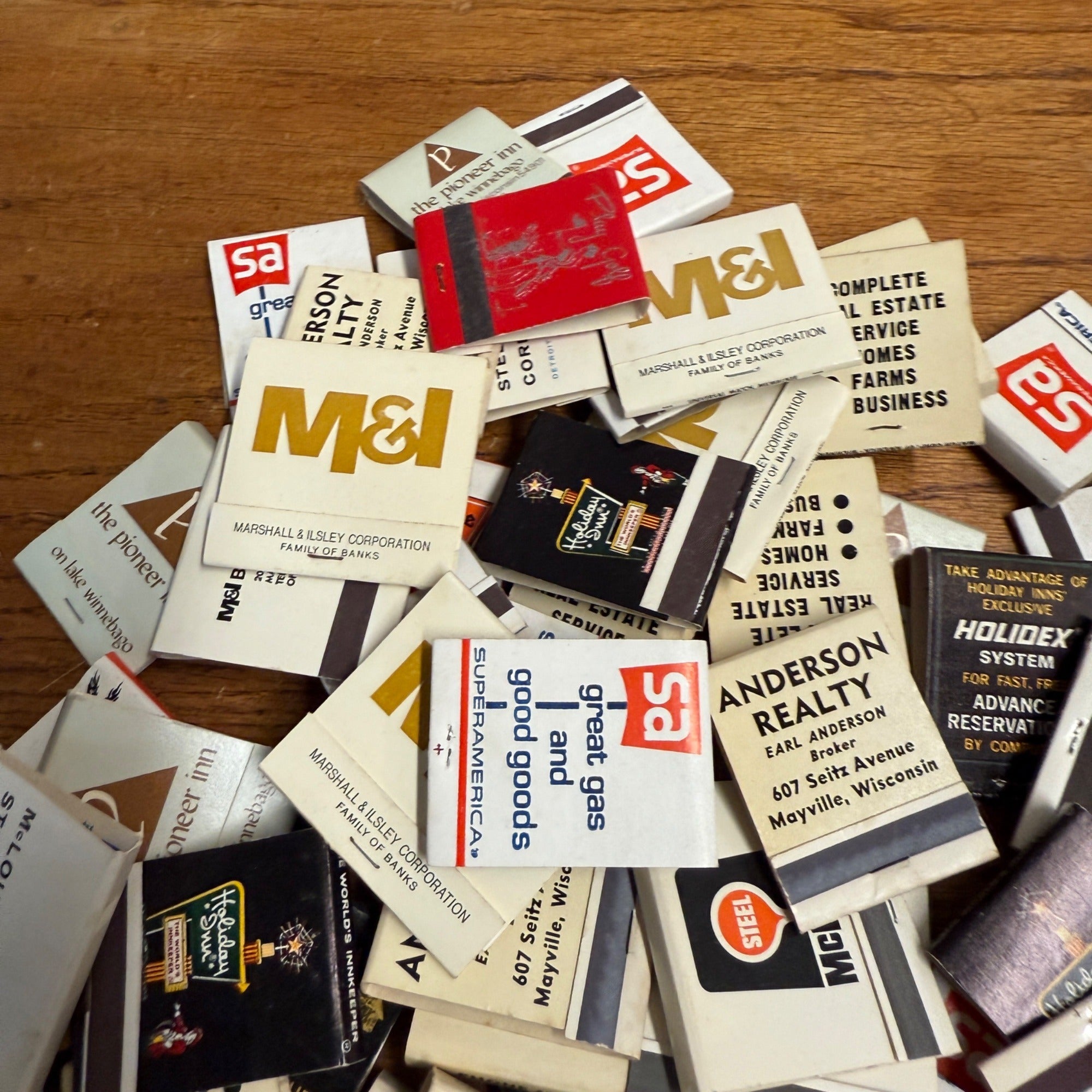 Vintage Advertising Matchbook Lot Holiday Inn SA Superamerica Gas Steel