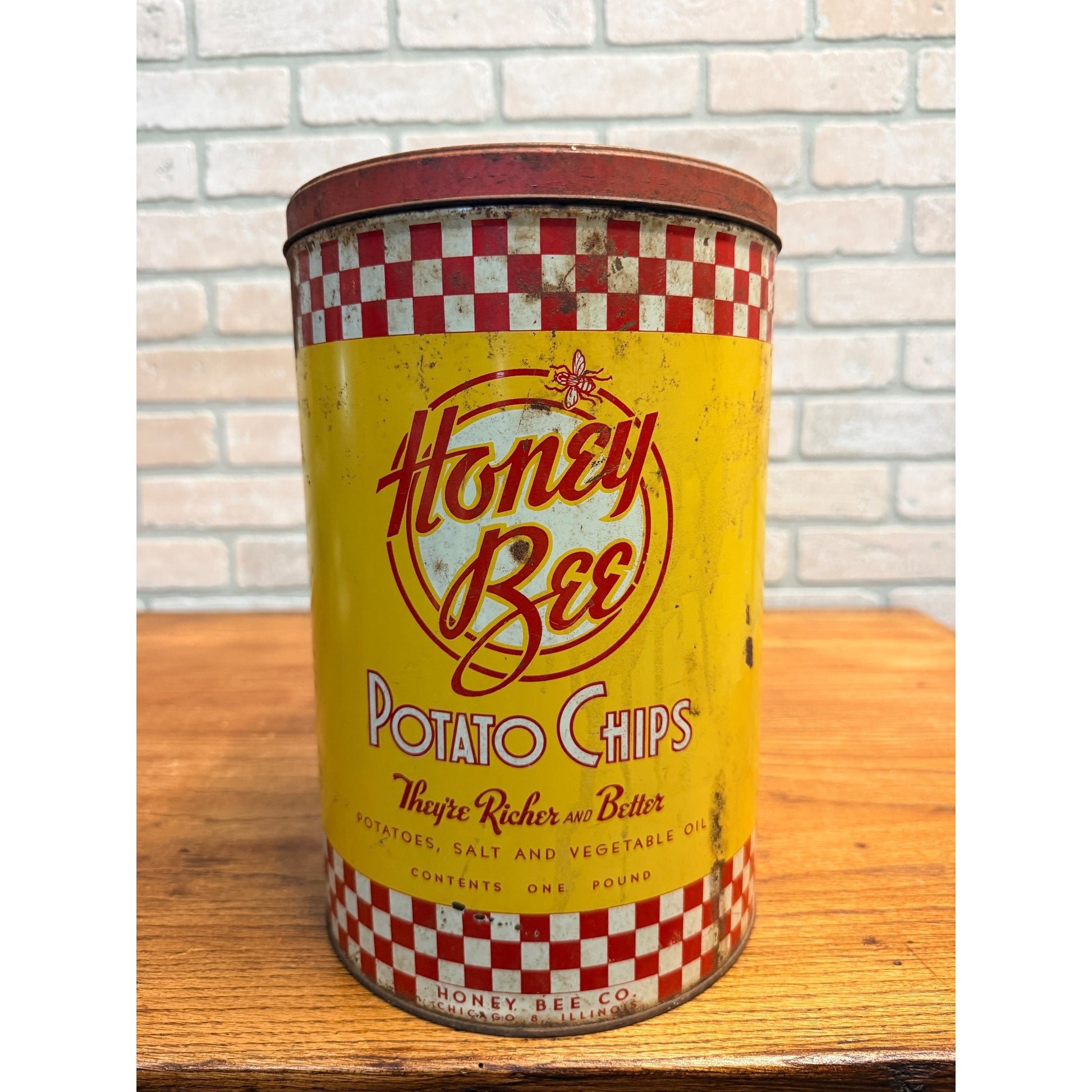 RARE Vintage 1940's-50's HONEY BEE POTATO CHIPS Tin Chicago, IL Advertising