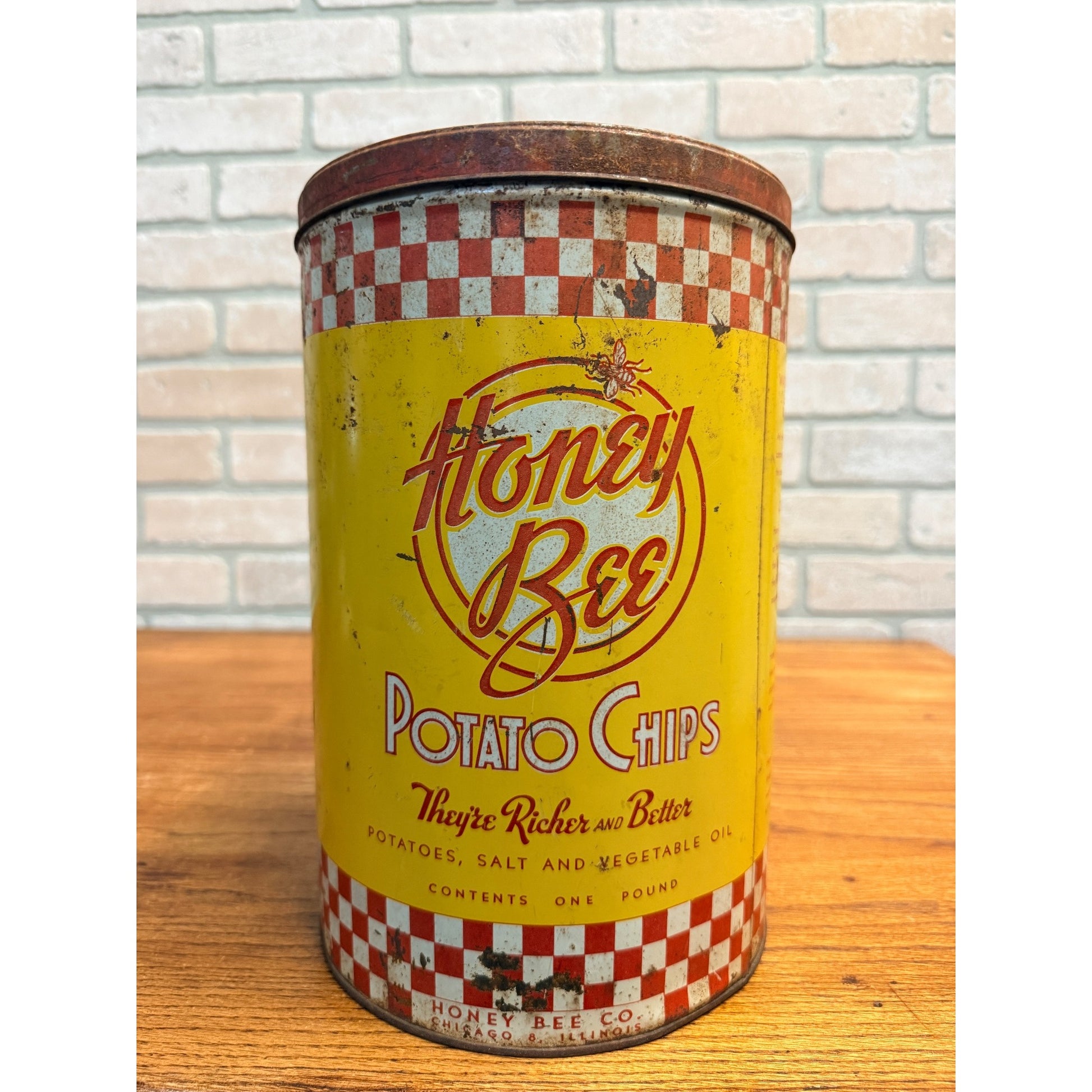 RARE Vintage 1940's-50's HONEY BEE POTATO CHIPS Tin Chicago, IL Advertising
