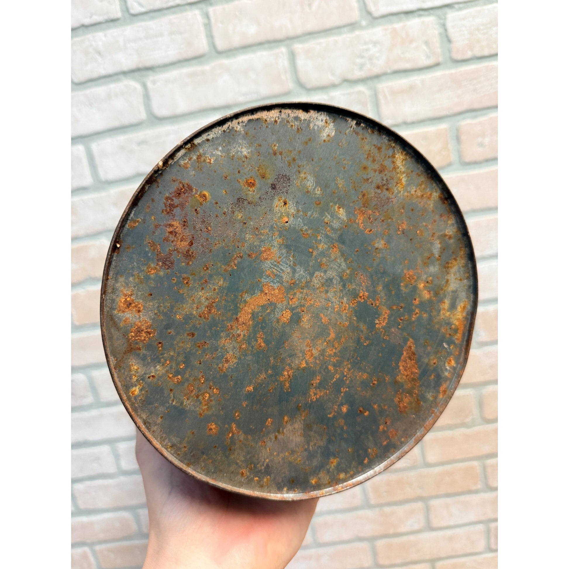 RARE Vintage 1940's-50's HONEY BEE POTATO CHIPS Tin Chicago, IL Advertising