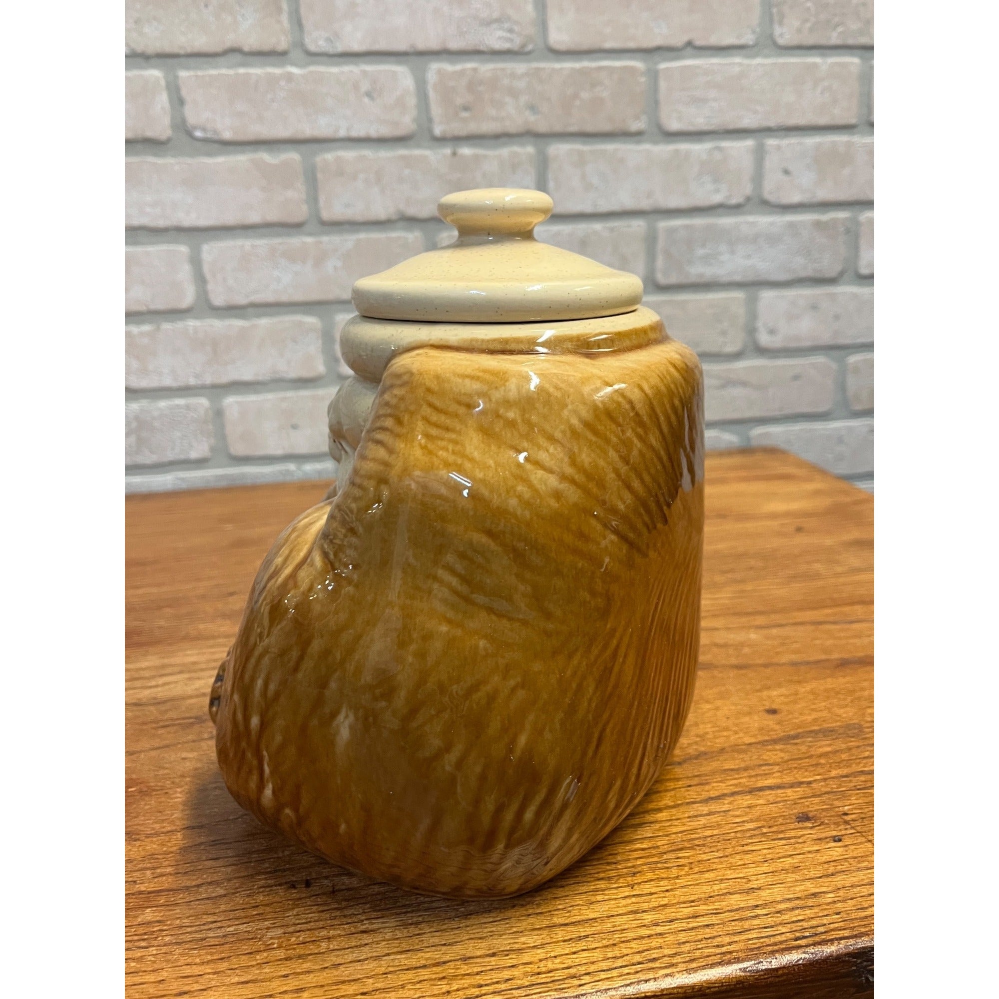 Vintage McCoy Honey Bear Cookie Jar Sleeping Bear Honey Pot Bees # 143 USA