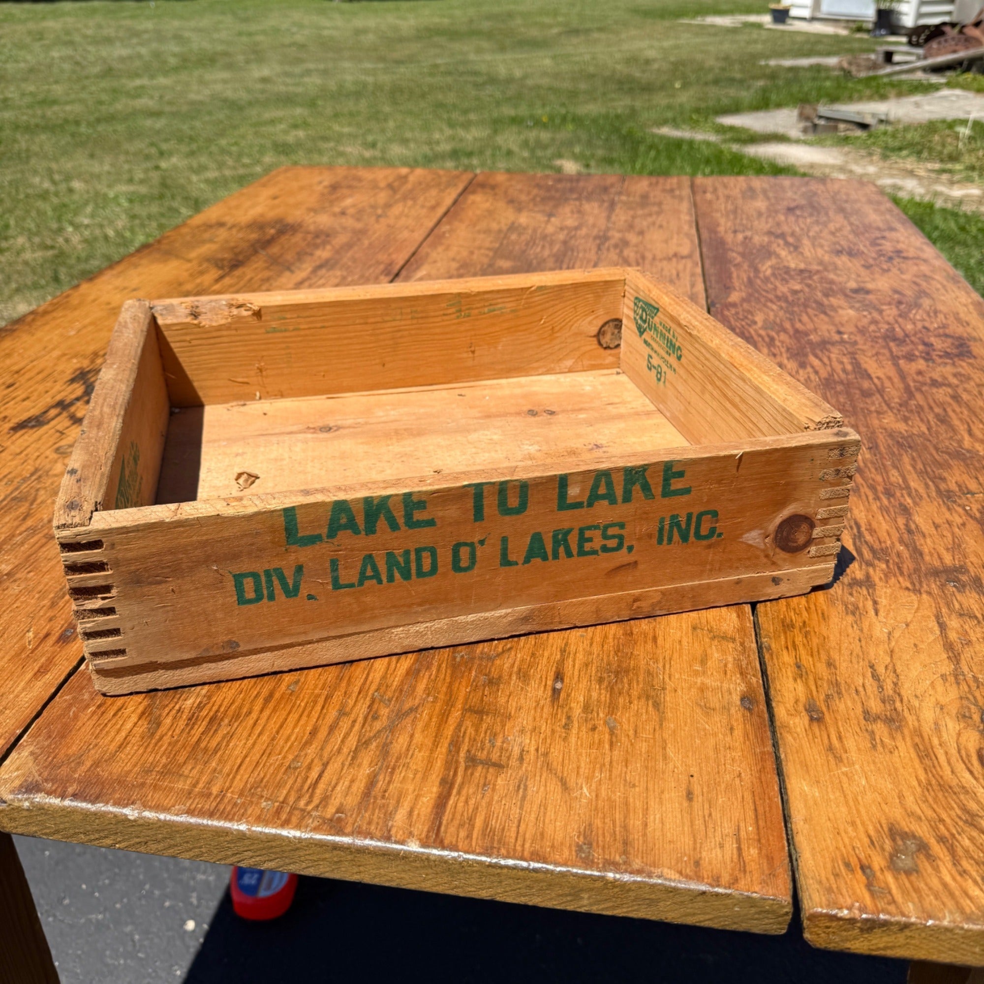 Vintage Land O' Lakes Lake to Lake Wooden Advertising Dairy Crate Dovetail Box