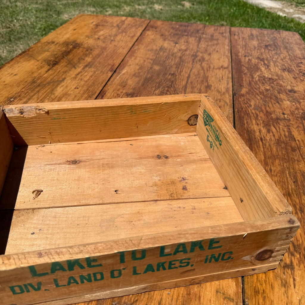 Vintage Land O' Lakes Lake to Lake Wooden Advertising Dairy Crate Dovetail Box