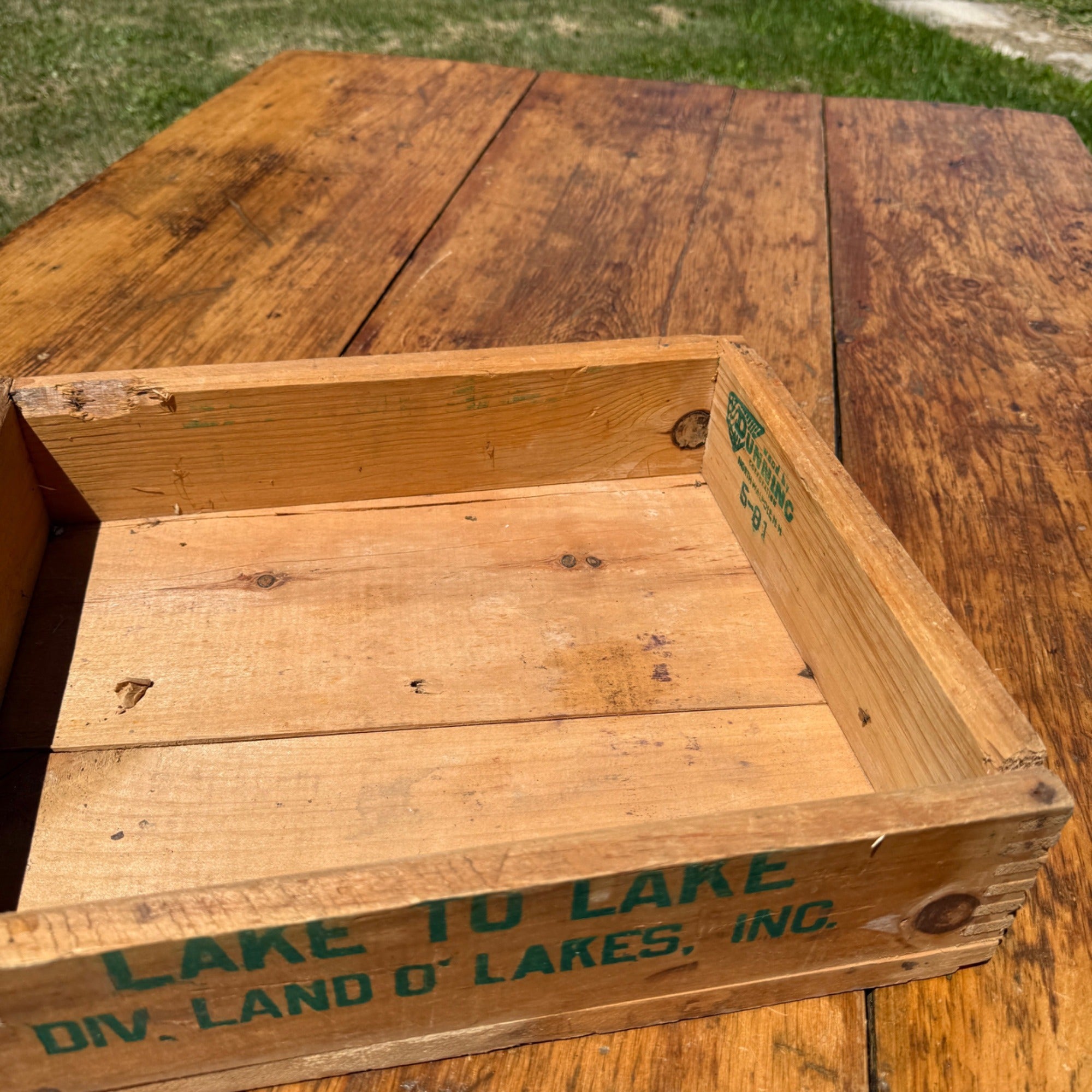 Vintage Land O' Lakes Lake to Lake Wooden Advertising Dairy Crate Dovetail Box