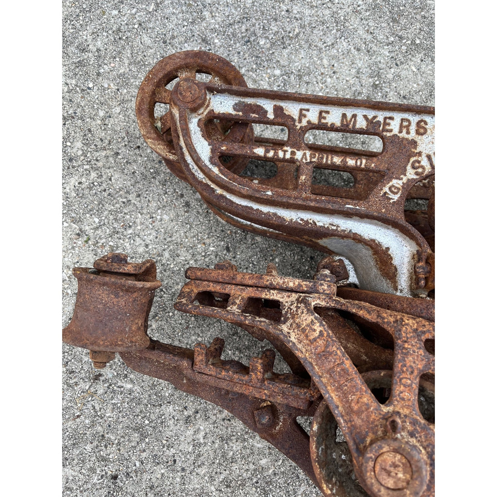 RARE Antique F.E. Myers Sure Grip Cast Iron Farm Hay Trolley Barn Equipment
