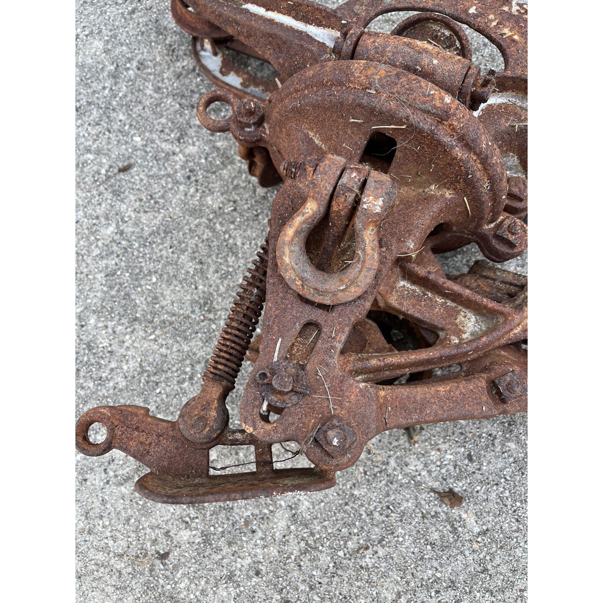 RARE Antique F.E. Myers Sure Grip Cast Iron Farm Hay Trolley Barn Equipment