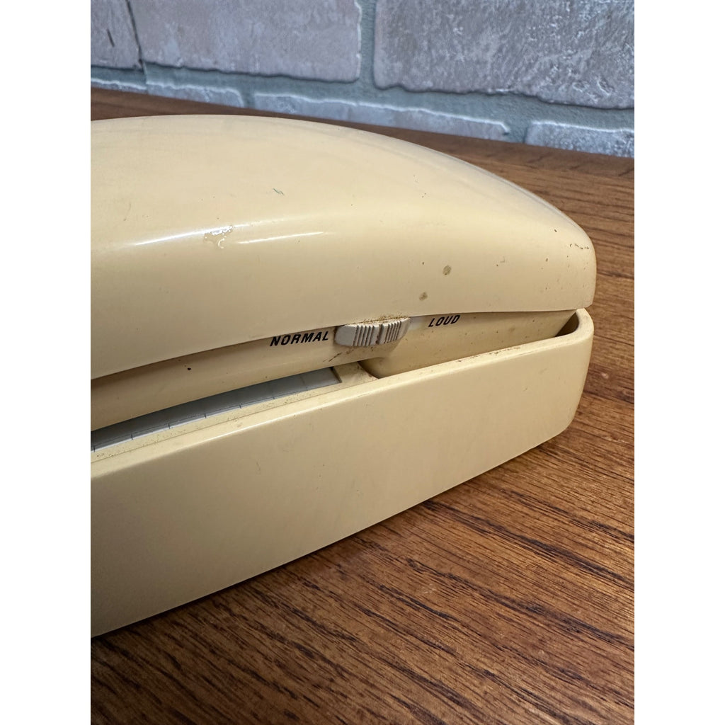 Vtg AT&T Trimline 210 Telephone 1988 Push Button Ivory Desk/Wall Mount Untested