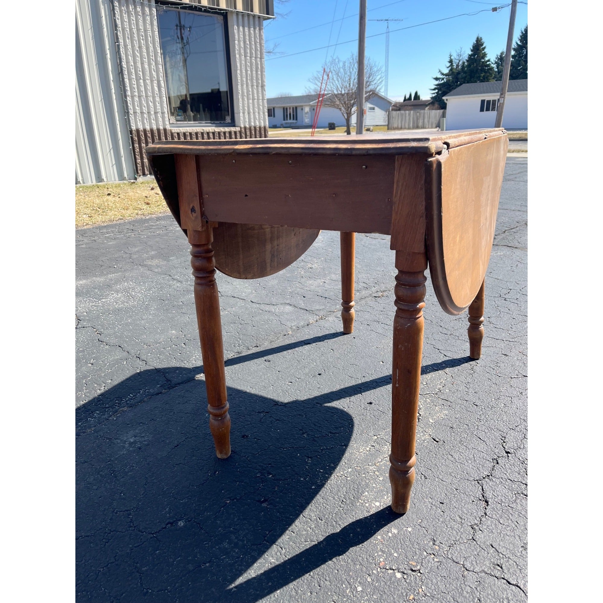 Antique Primitive 19th c. Farmhouse Round Drop-Leaf Kitchen Table