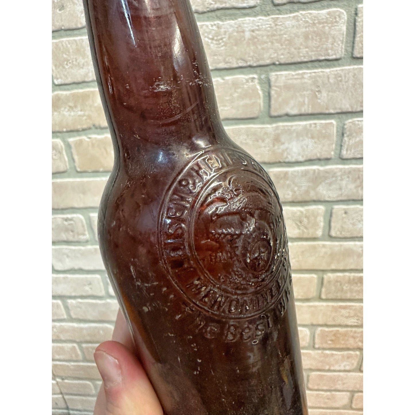 Pre-Pro Leisen & Henes Beer Bottle 12oz Amber Brown Embossed Menominee MI