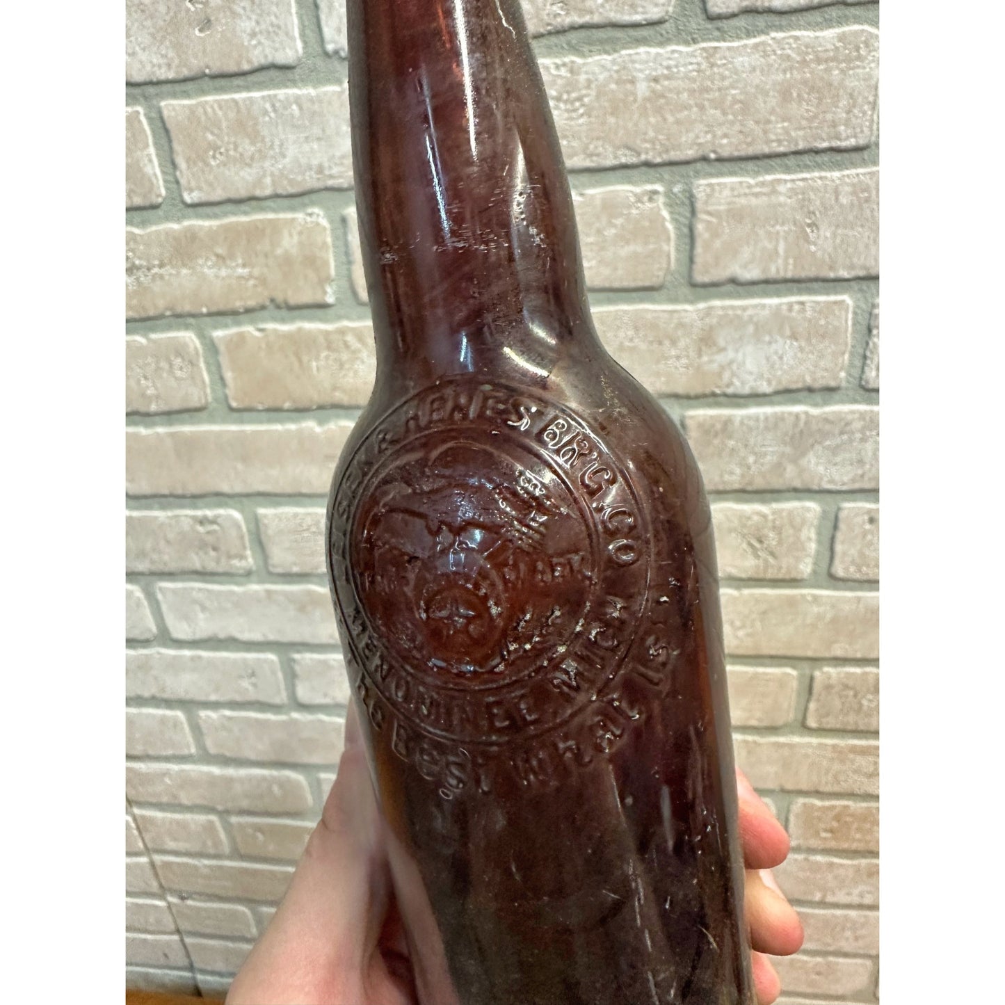 Pre-Pro Leisen & Henes Beer Bottle 12oz Amber Brown Embossed Menominee MI