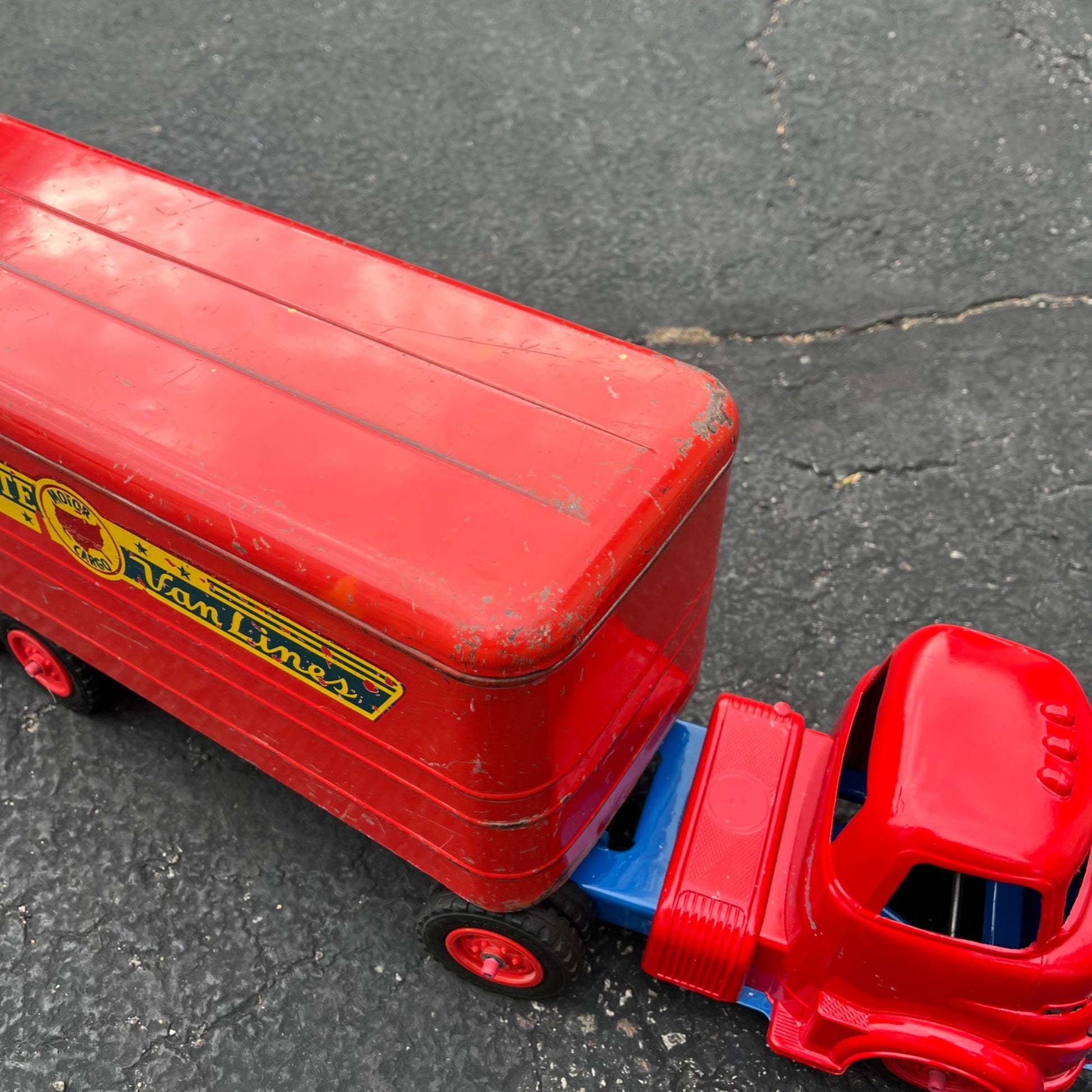 Vintage Wyandotte Van Lines Motor Cargo Semi Truck Trailer Pressed Steel Toy