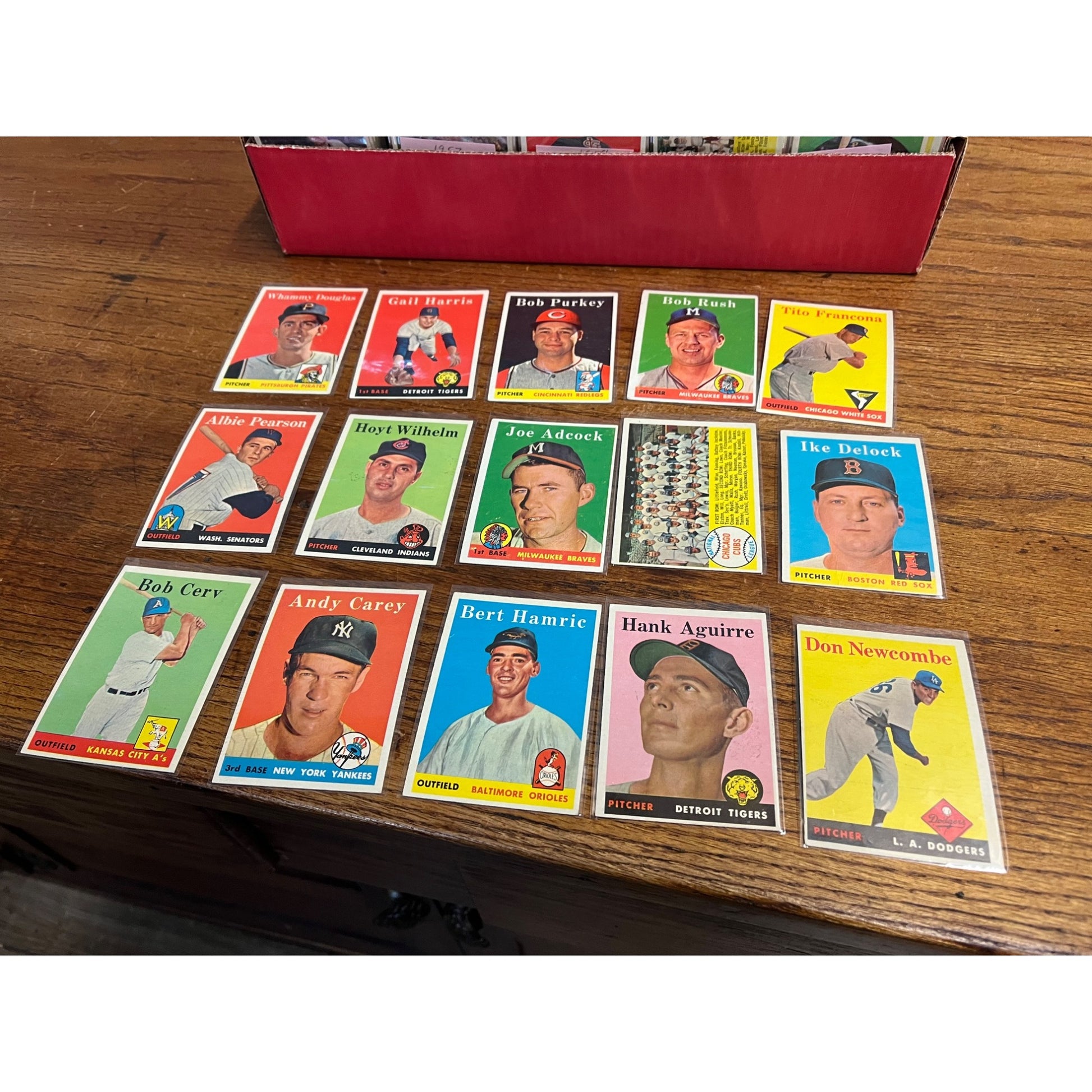 Vintage HUGE Lot 1950s Baseball Cards Topps & Bowman -- Fillers (650 Cards)