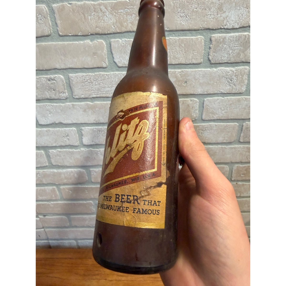 Vintage 1939 Schlitz Beer Bottle 12oz Old Timers West Bend IRTP Wisconsin