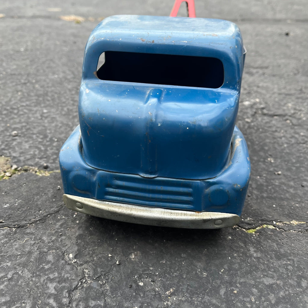 Vintage Tonka Mound Metalcraft Tow Wrecker Truck Blue & Red Pressed Steel Toy