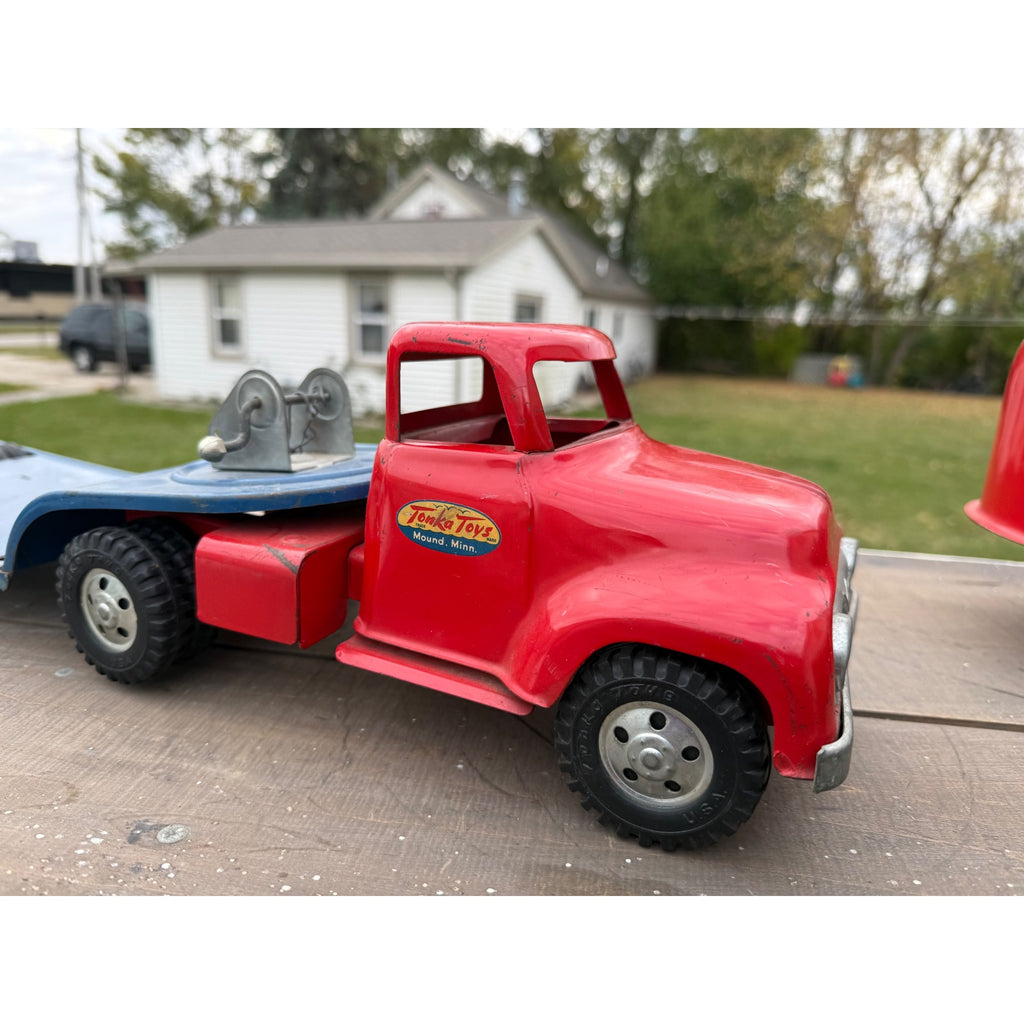 Vintage 1950s Tonka Toys Truck Lowboy Trailer w/ Steam Shovel Pressed Steel Toy
