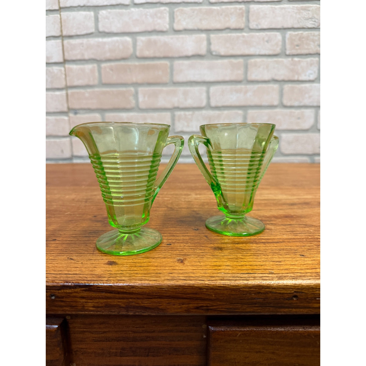 Vintage 1930s Ring Band Creamer Sugar Uranium Glass Set