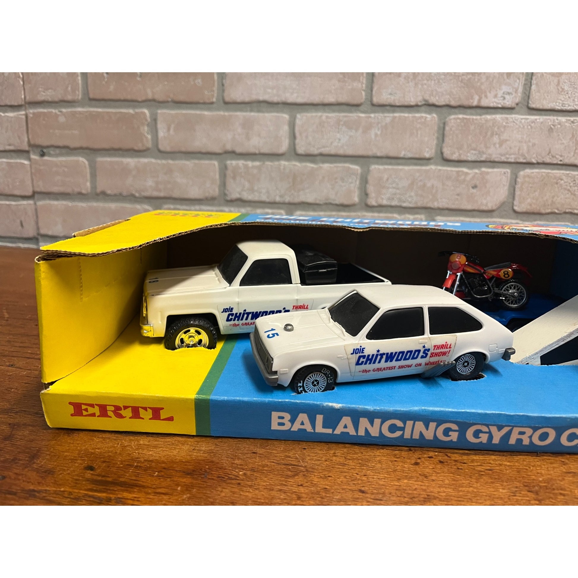 Vintage ERTL Joie Chitwoods Thrill Show Balancing Gyro Car Set Original Box