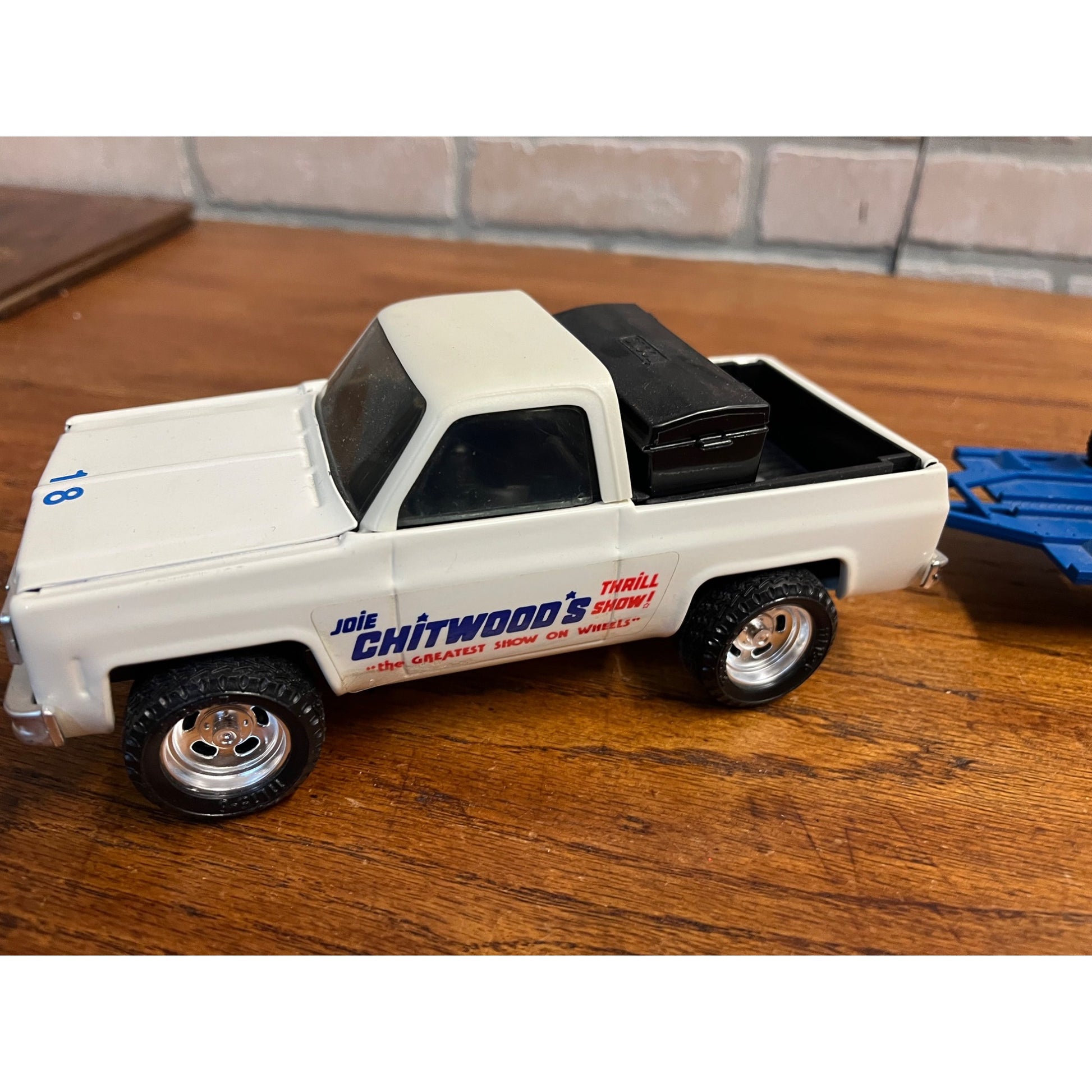 Vintage ERTL Joie Chitwoods Thrill Show Balancing Gyro Car Set Original Box