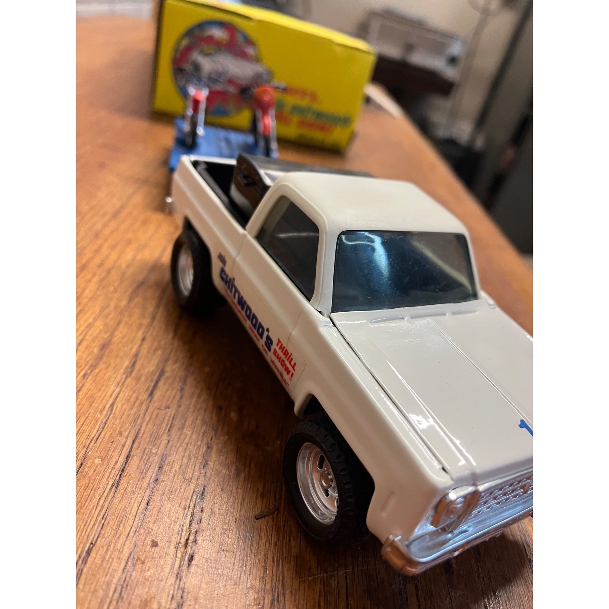 Vintage ERTL Joie Chitwoods Thrill Show Balancing Gyro Car Set Original Box